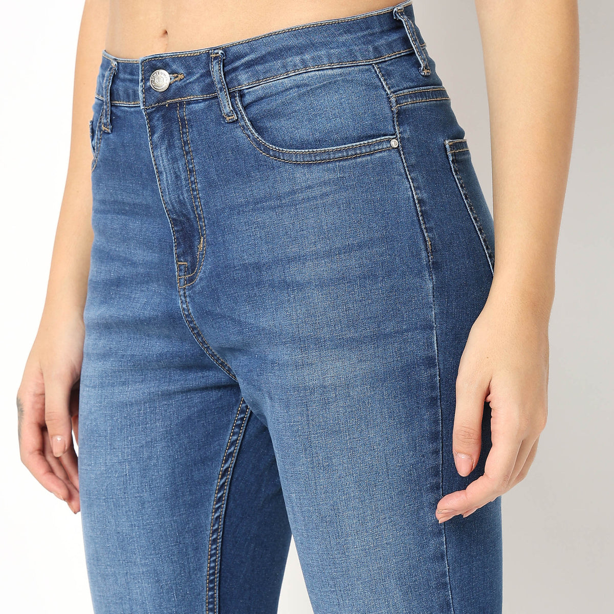 Skinny Fit Solid High Rise Jeans