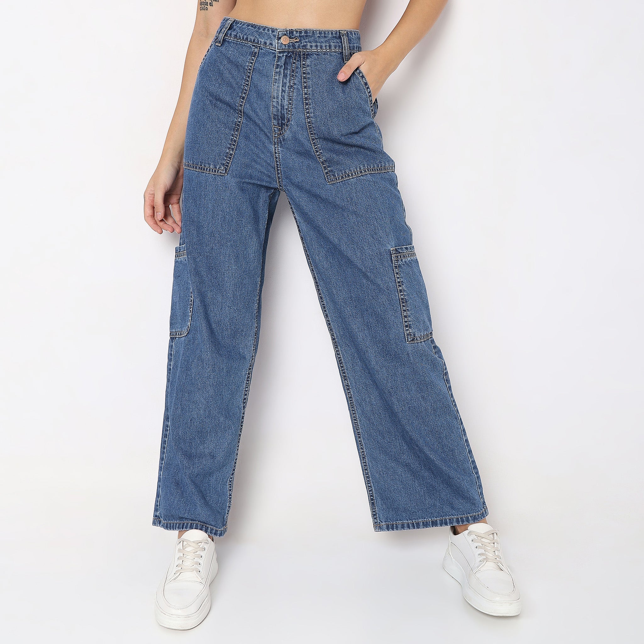 Women Wearing Straight Fit Solid High Rise Jean