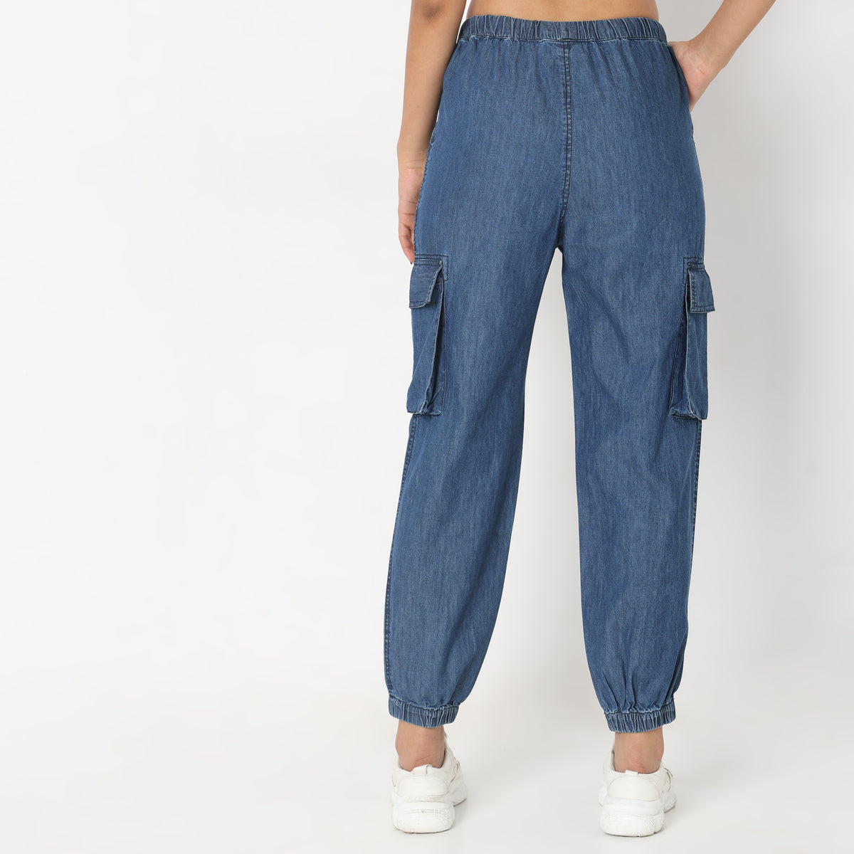 Regular Fit Solid Jeans