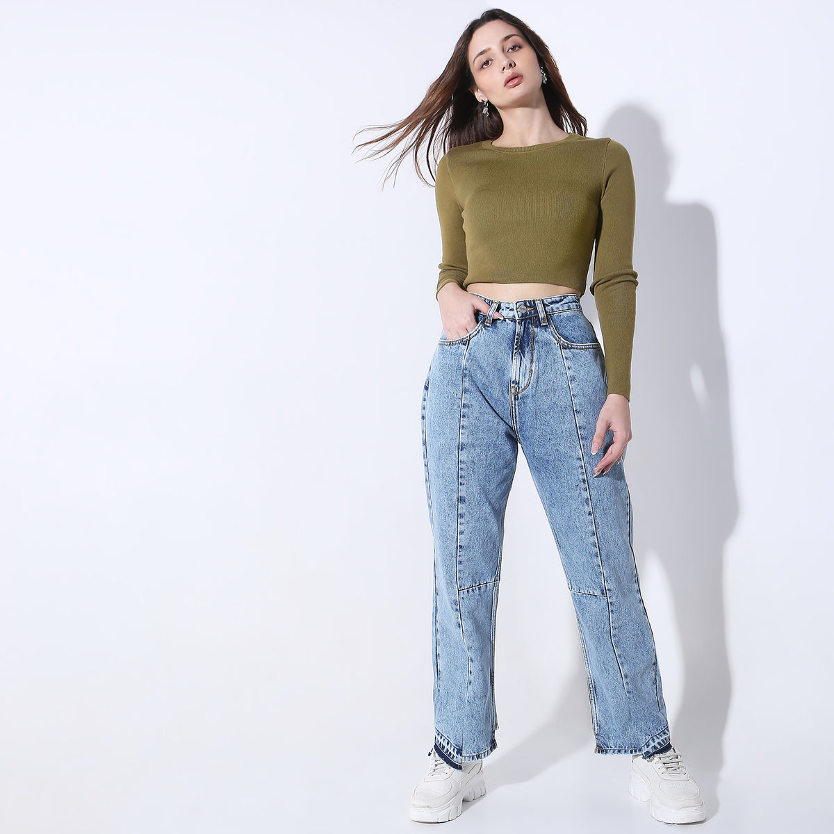 Straight Fit Solid High Rise Jeans