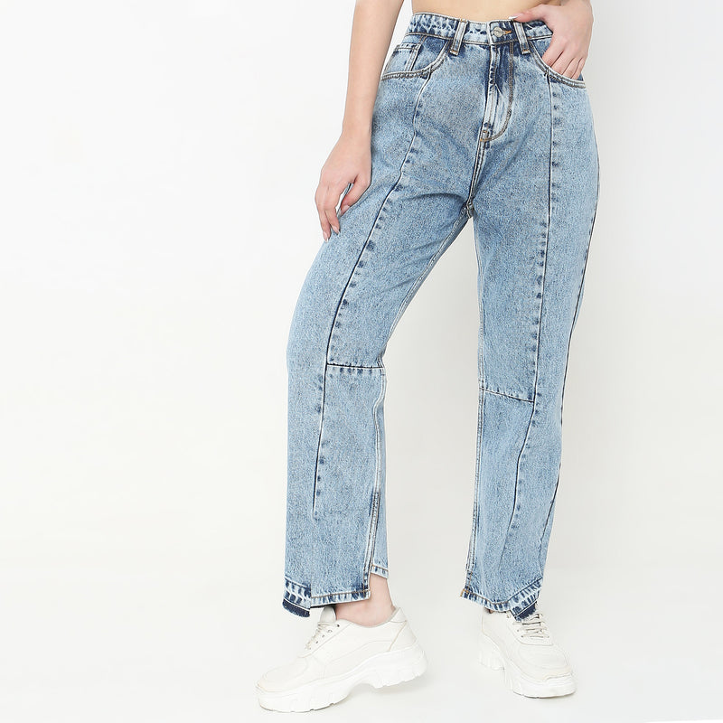 Straight Fit Solid High Rise Jeans