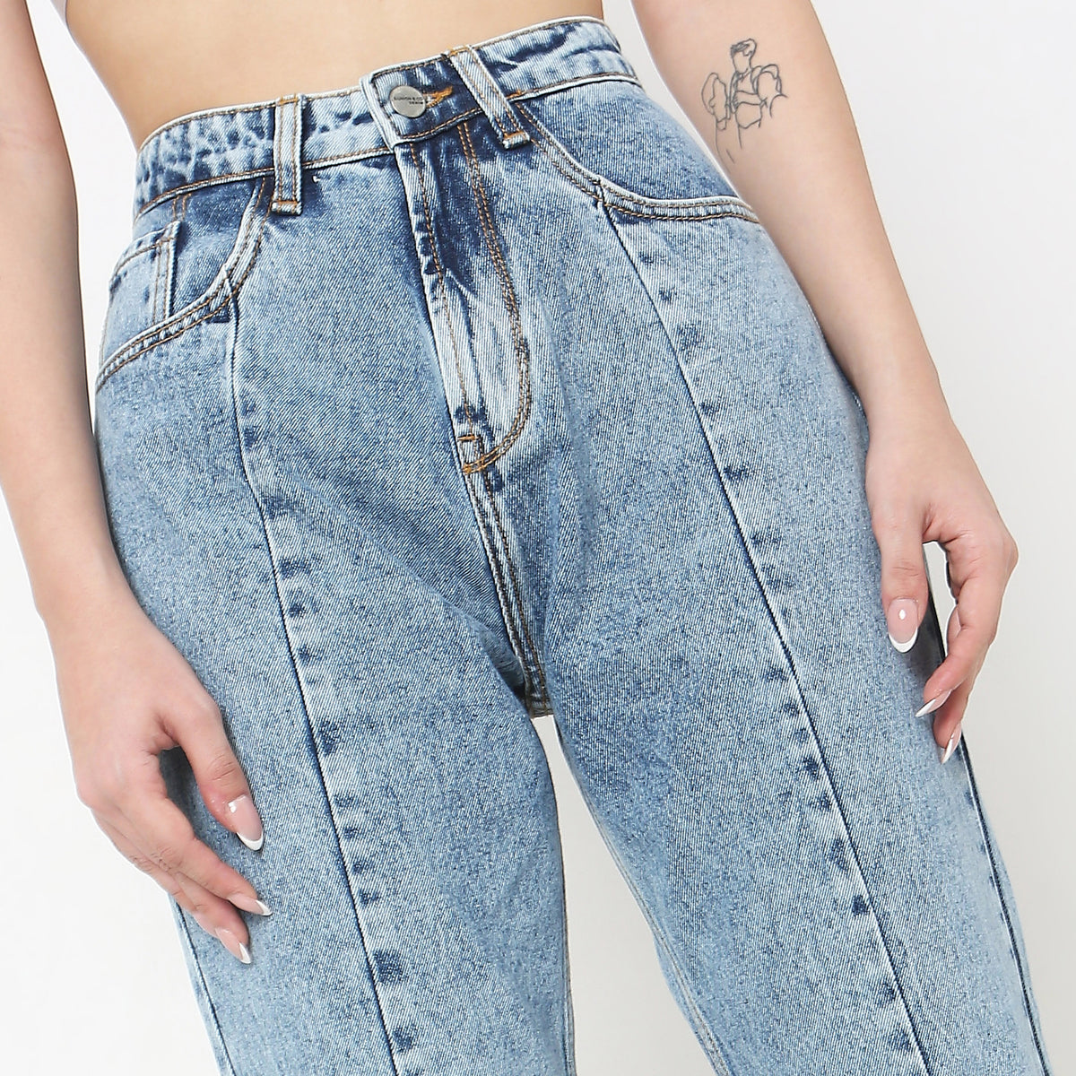 Straight Fit Solid High Rise Jeans