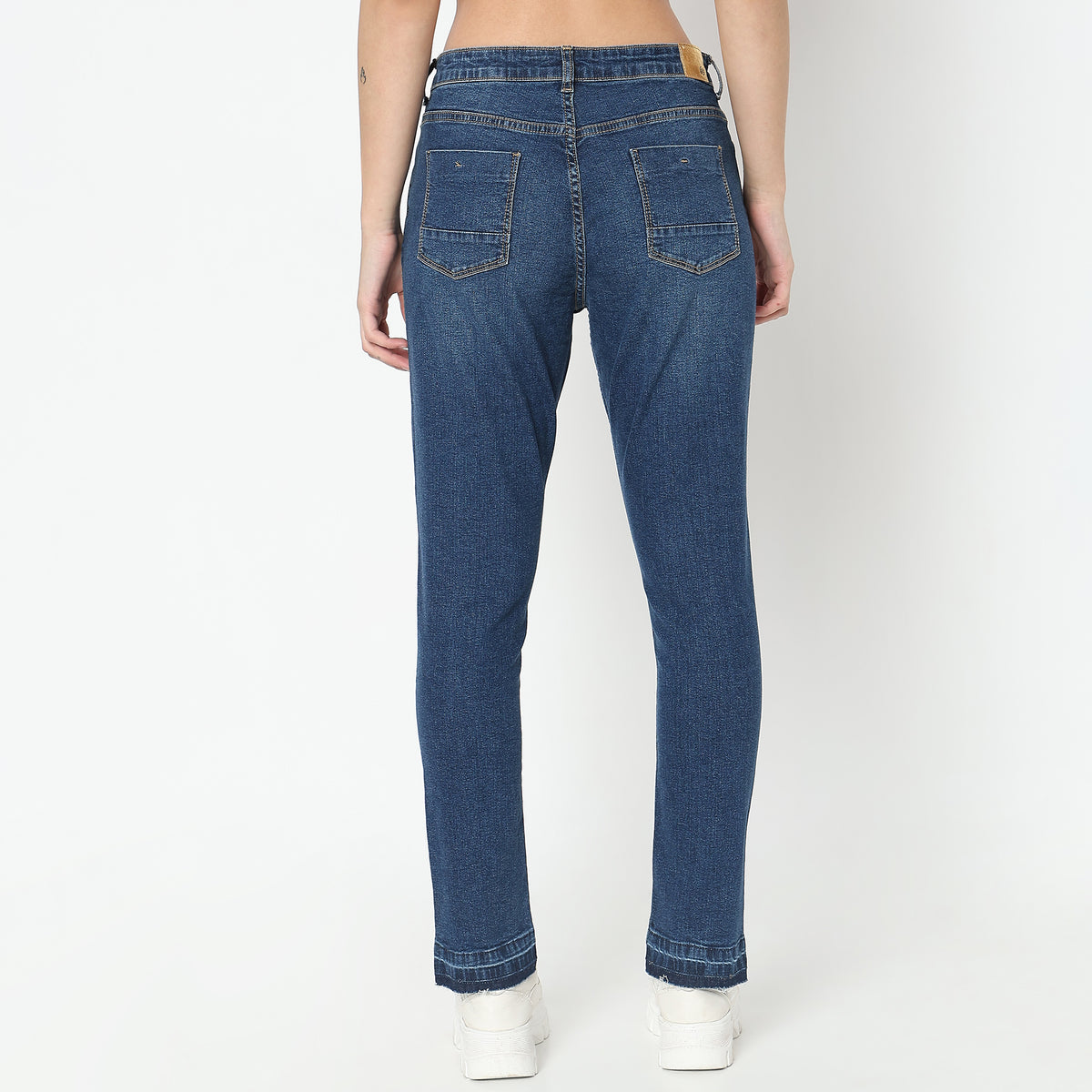 Slim Fit Solid Mid Rise Jeans