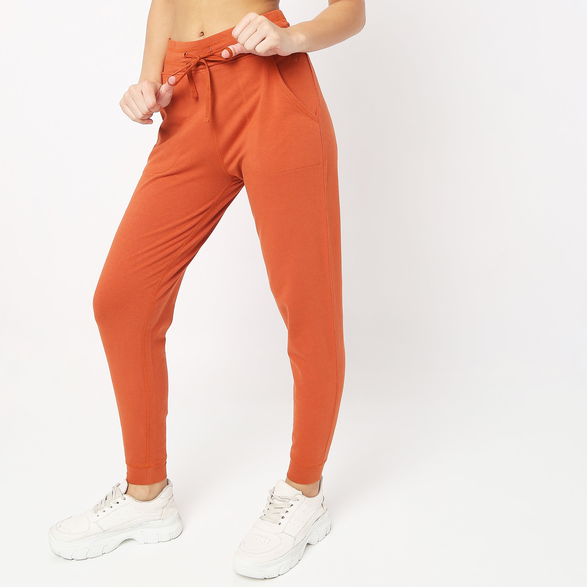 Skinny Fit Solid High Rise Joggers