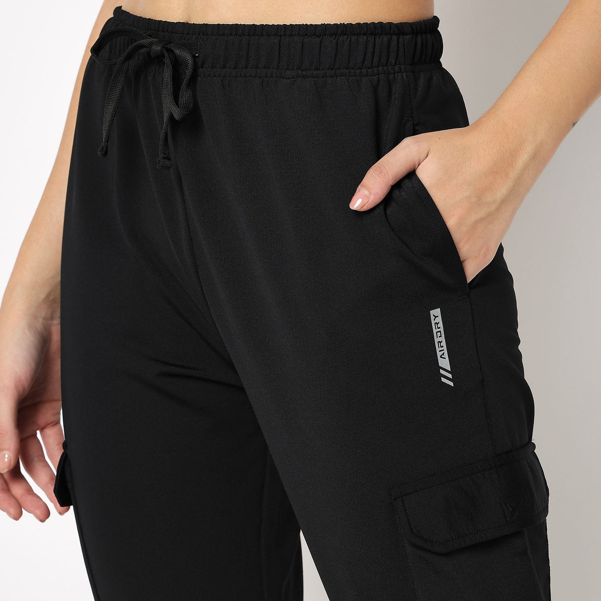 Women Wearing Regular Fit Solid High Rise Joggers