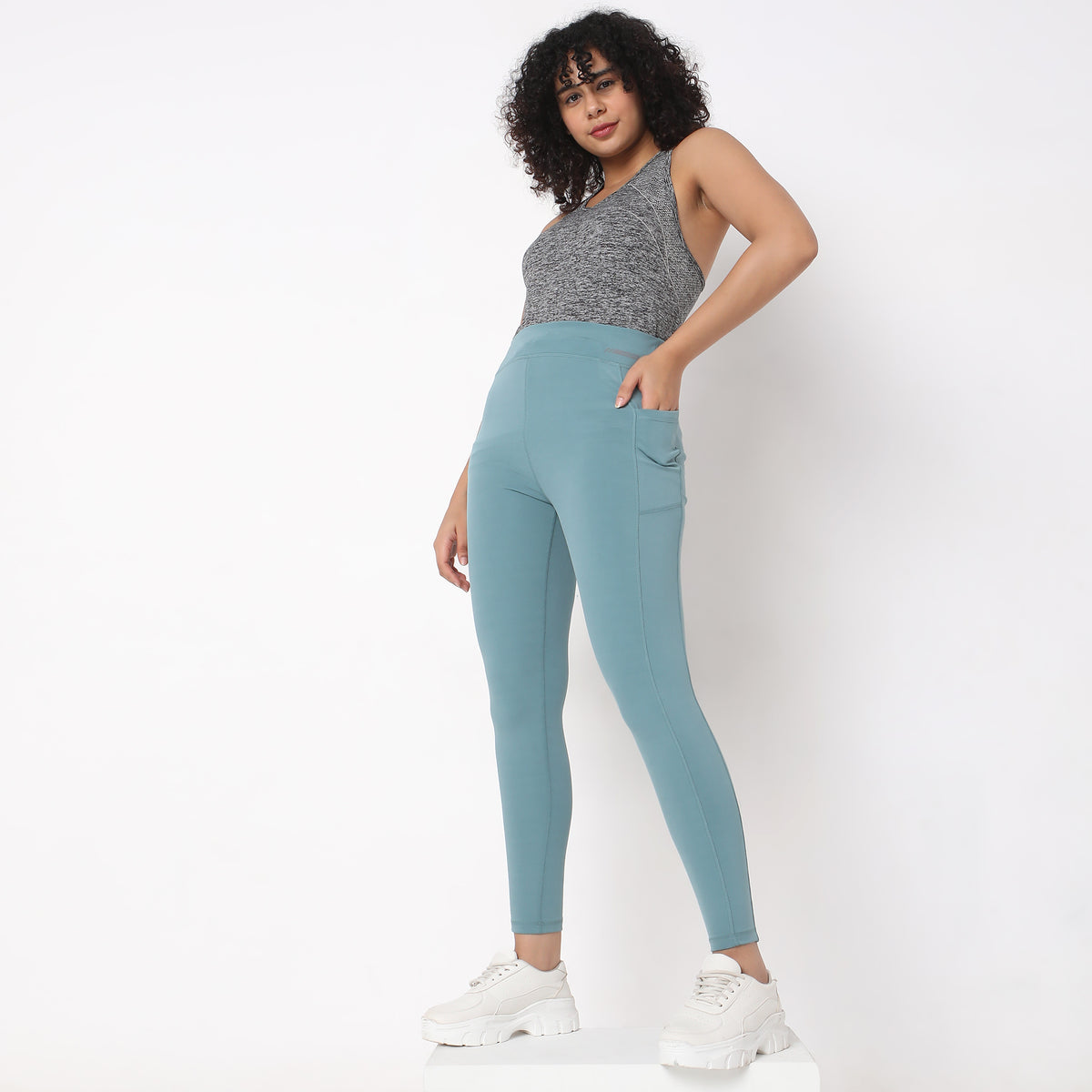 Slim Fit Solid High Rise Leggings