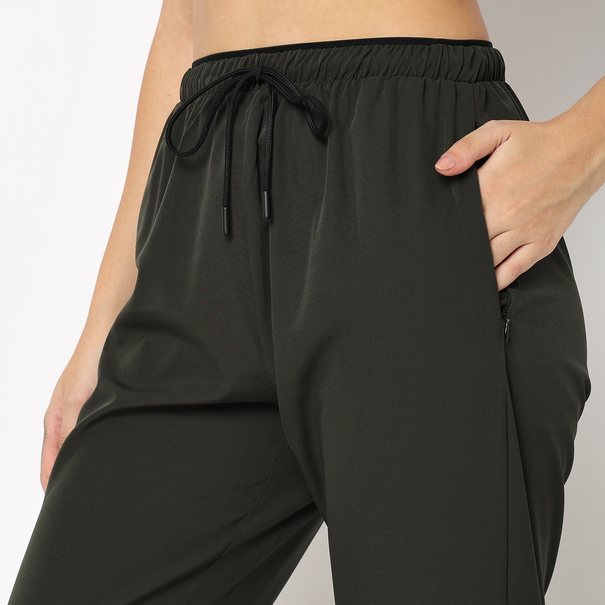 Mid rise 2024 jogger pants