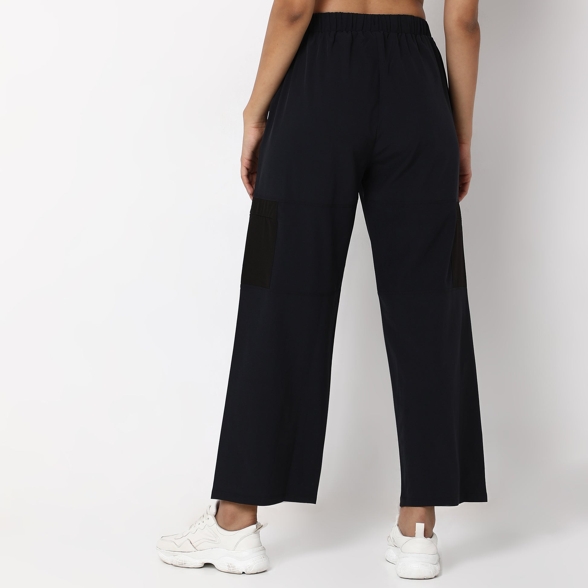 Regular Fit Solid Mid Rise Cargos