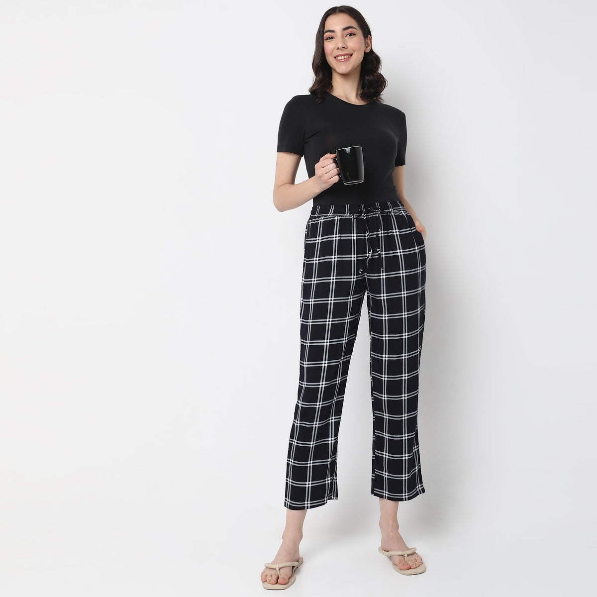 Regular Fit Checkered Mid Rise Pyjamas