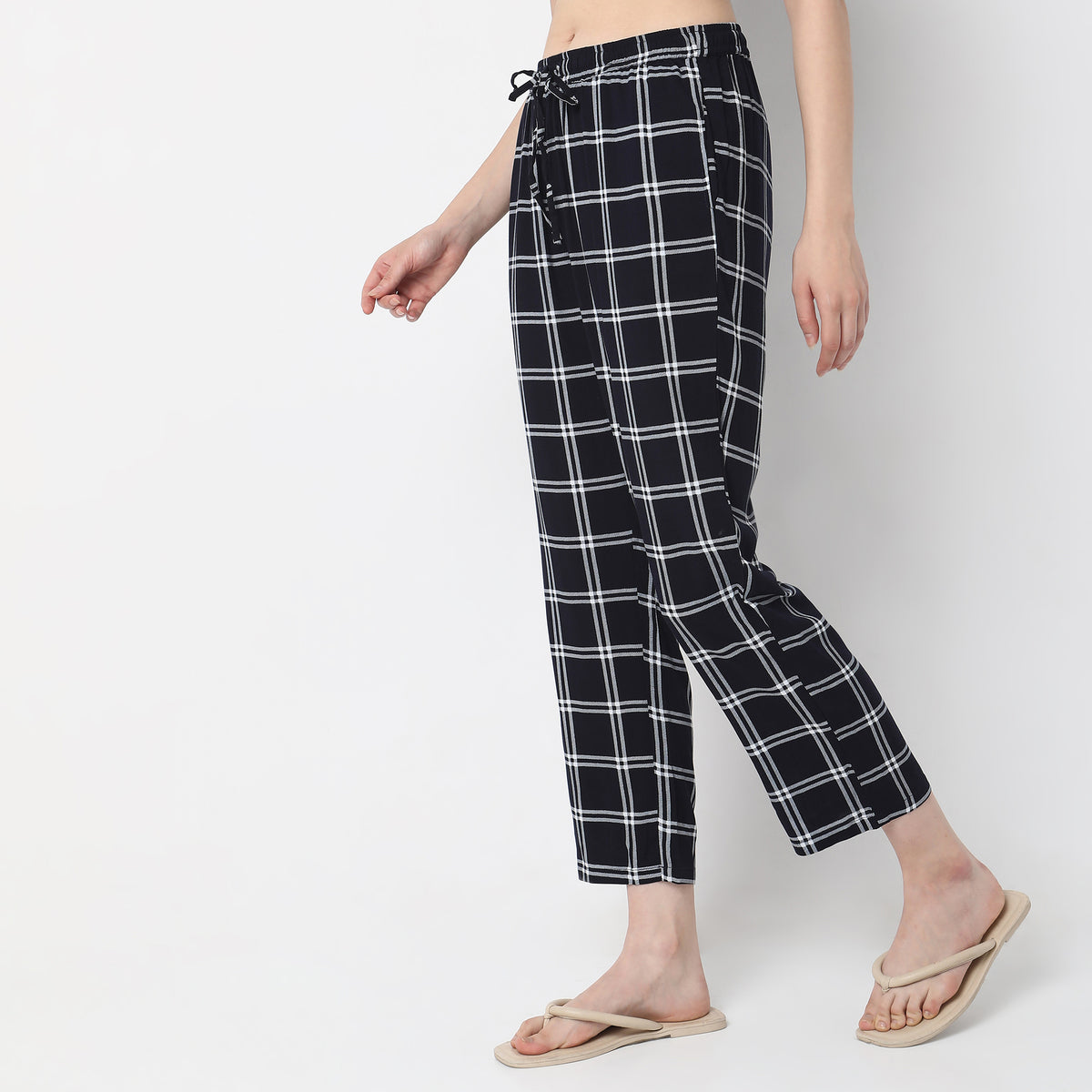 Regular Fit Checkered Mid Rise Pyjamas