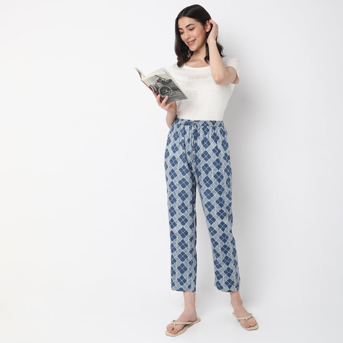 Regular Fit Printed Mid Rise Pyjamas