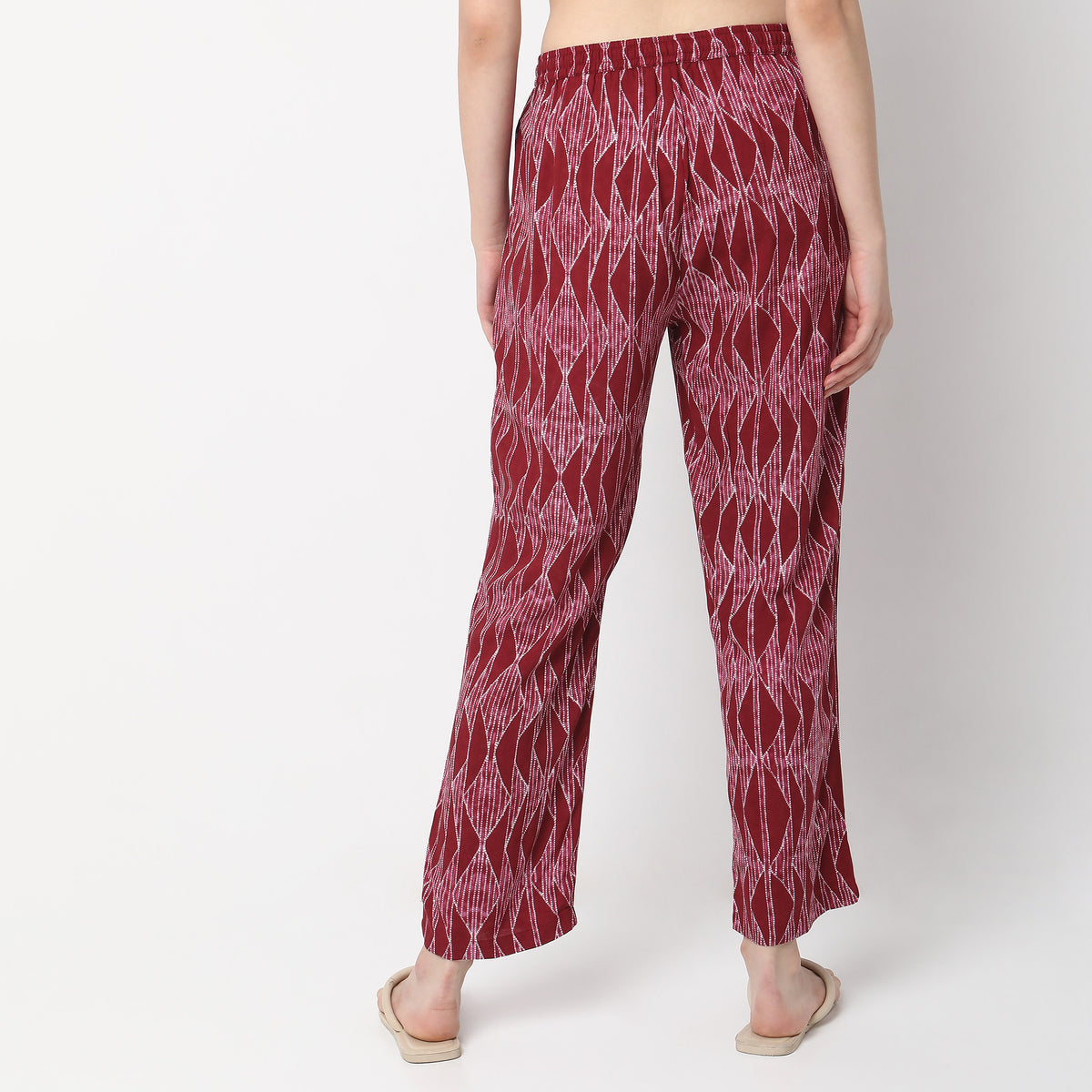 Regular Fit Printed Mid Rise Pyjamas