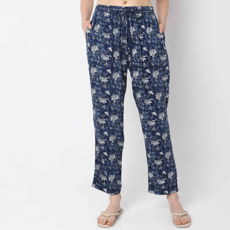 Regular Fit Printed Mid Rise Pyjamas