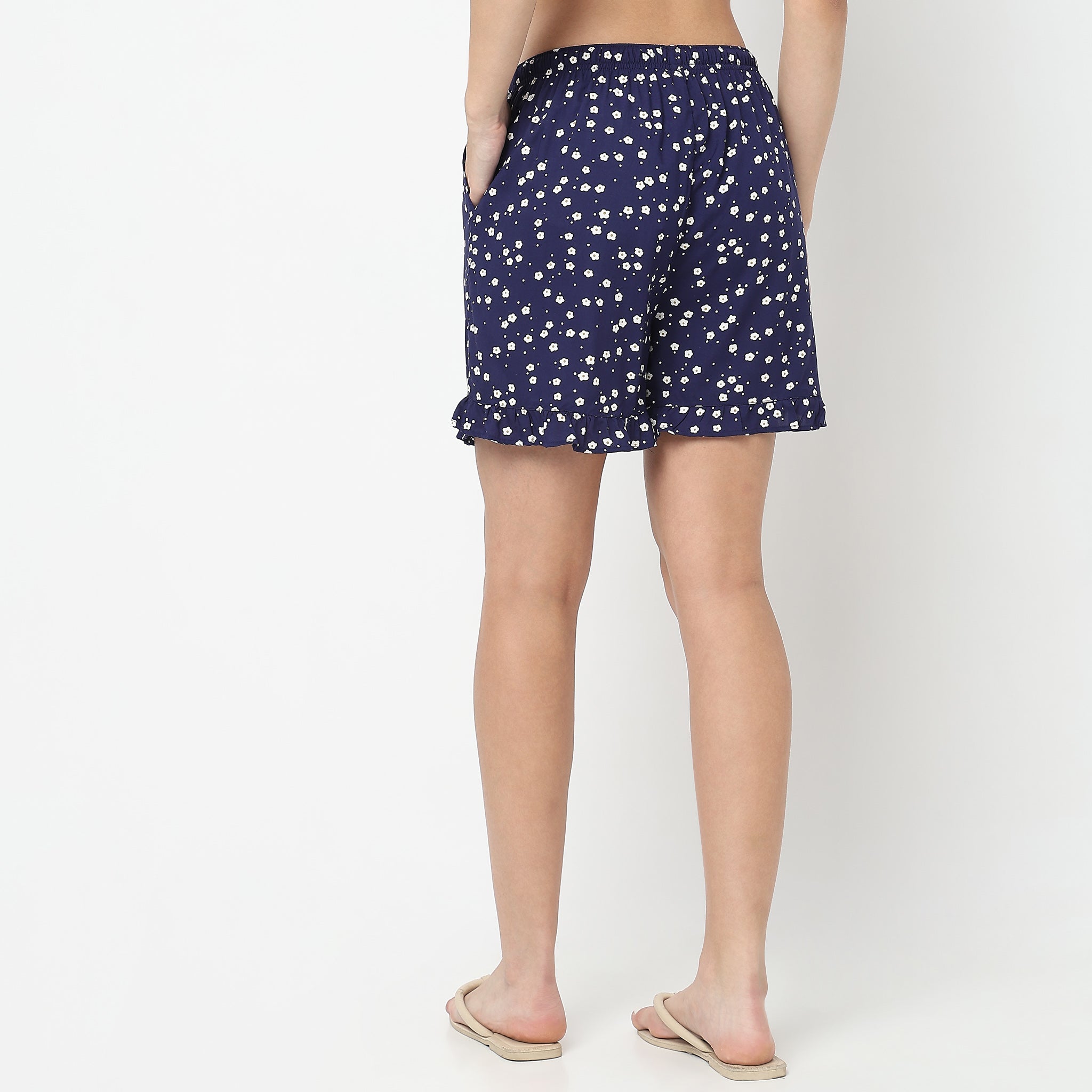 Regular Fit Floral Mid Rise Shorts