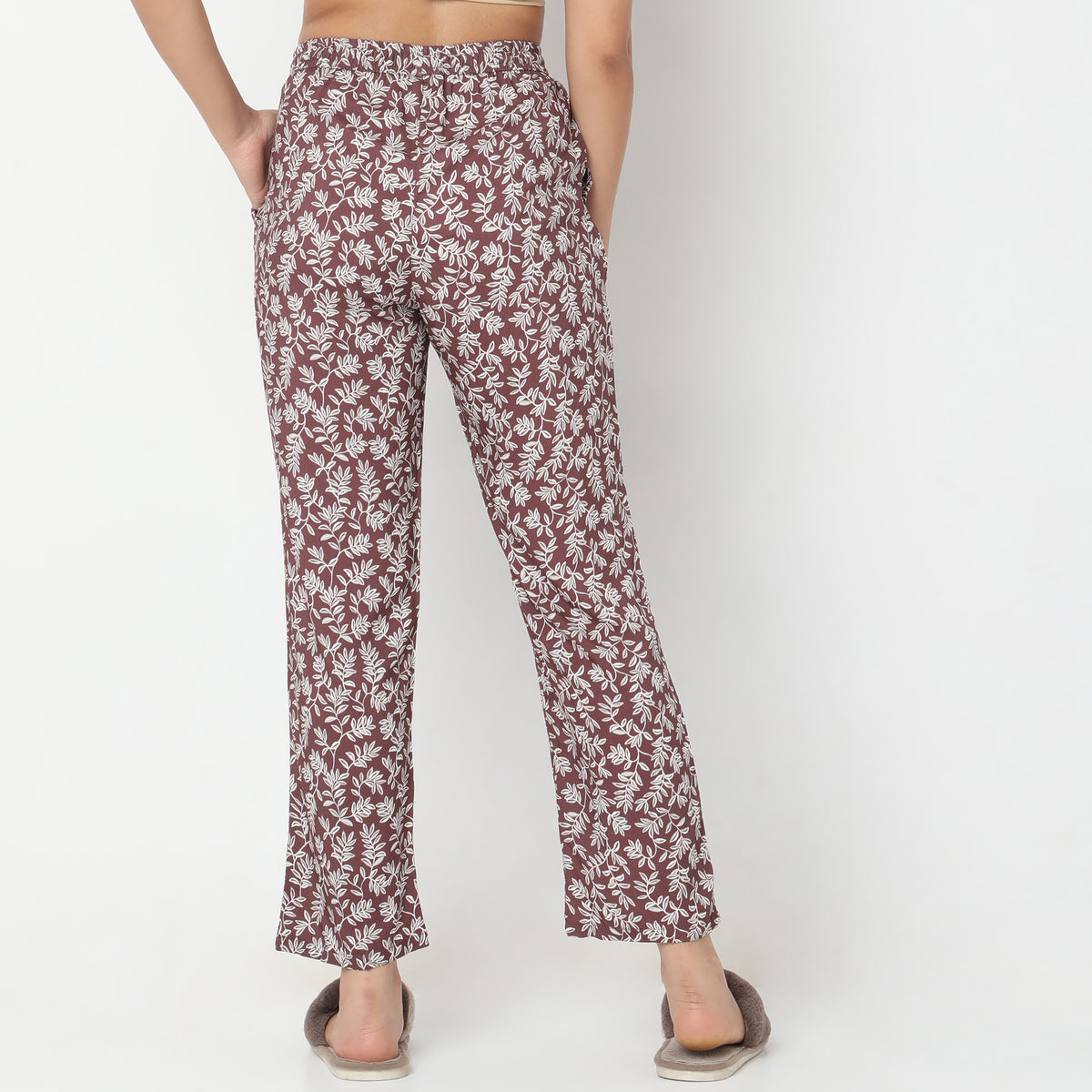 Regular Fit Printed Mid Rise Pyjamas