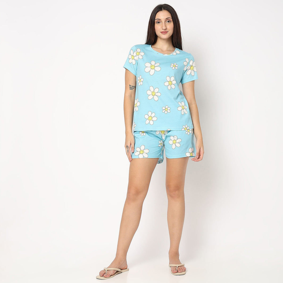 Women Wearing Regular Fit Printed Sleepwear Set