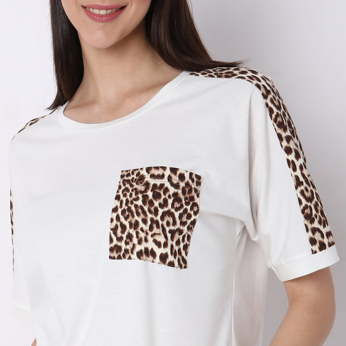 Women Wearing Regular Fit Printed Sleepwear Set