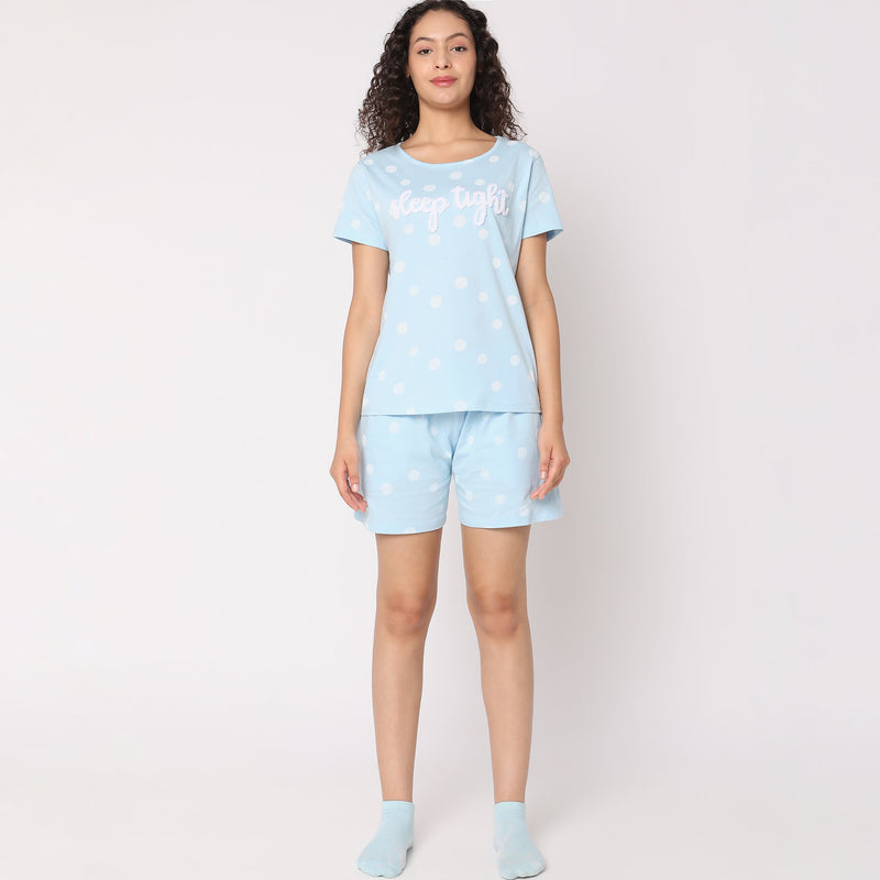 Women Wearing Regular Fit Printed Sleepwear Set