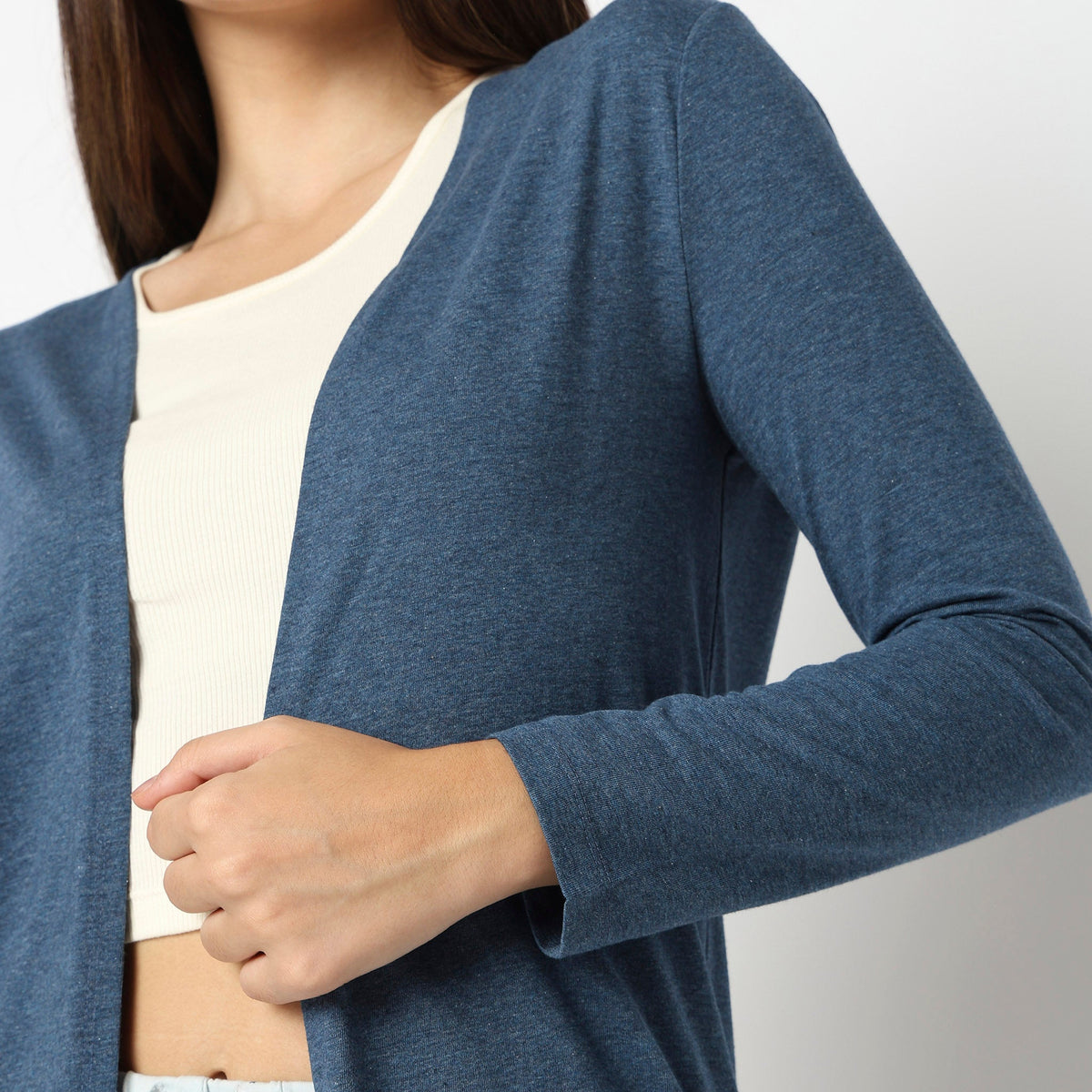 Women Wearing Regular Fit Solid Shrug