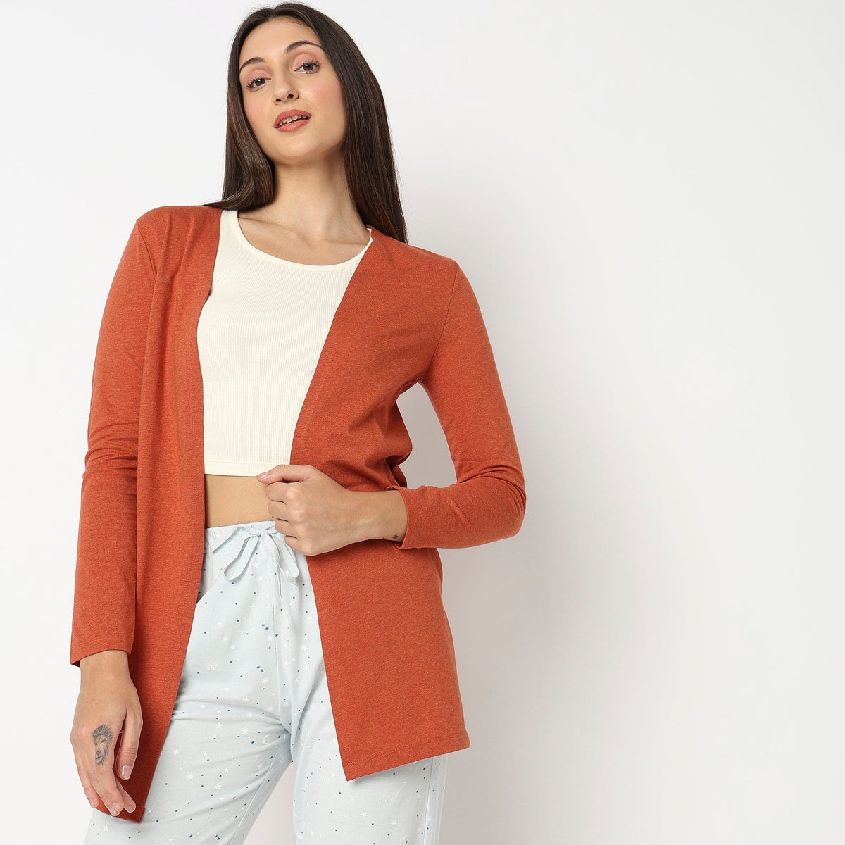 Women Wearing Regular Fit Solid Shrug