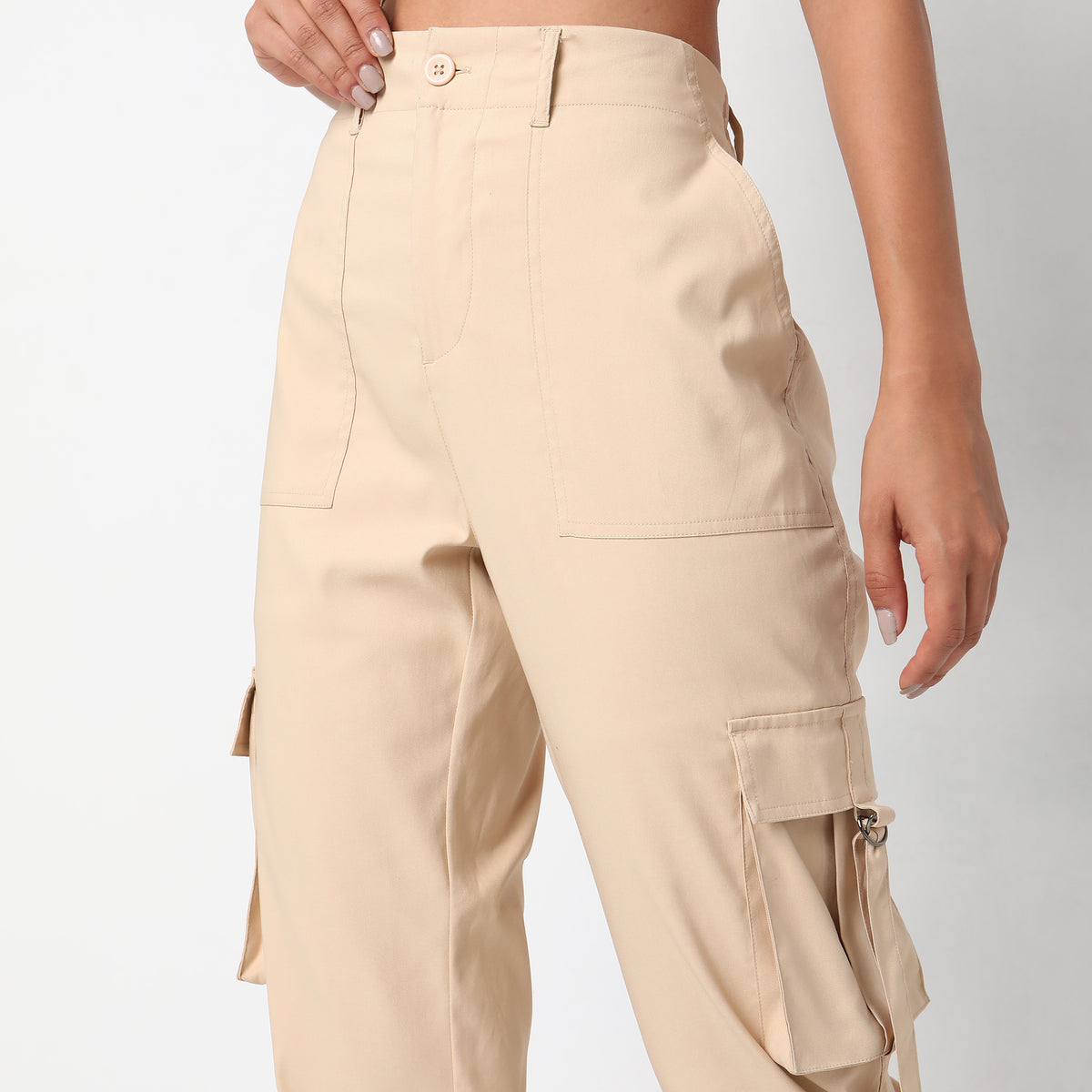 Regular Fit Solid Mid Rise Trousers