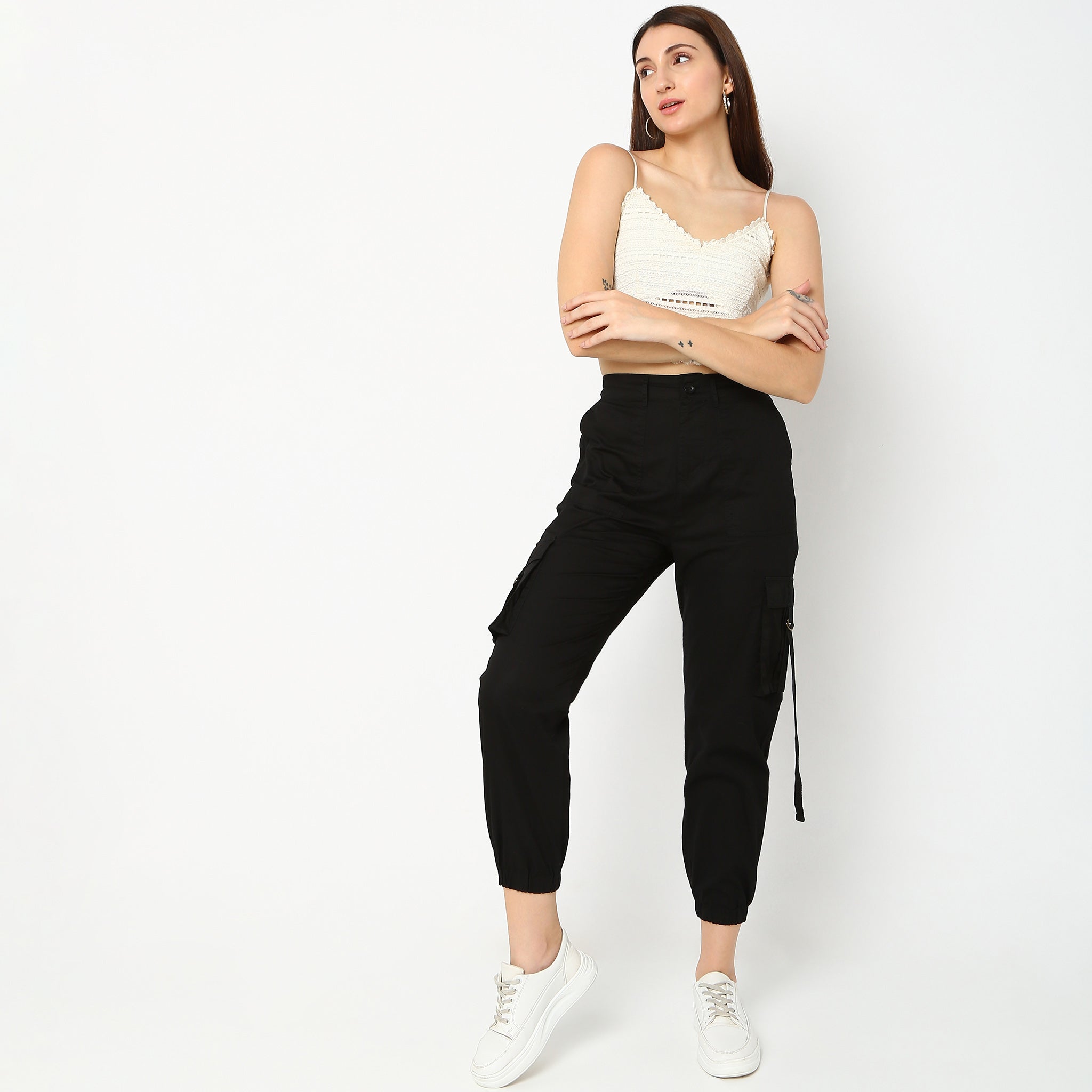 Regular Fit Solid Mid Rise Joggers