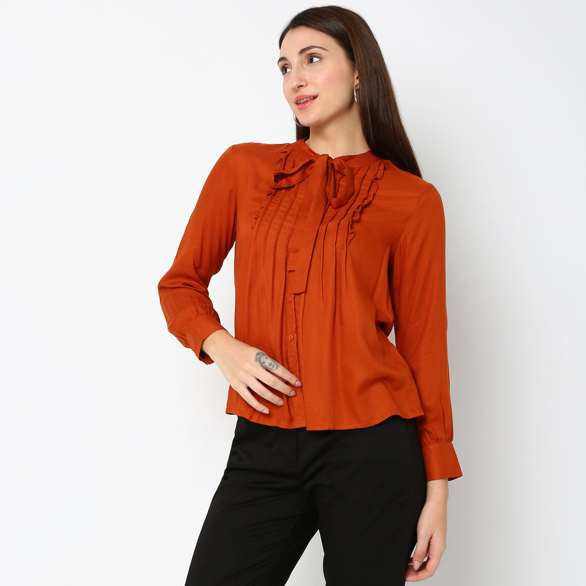 Regular Fit Solid Top