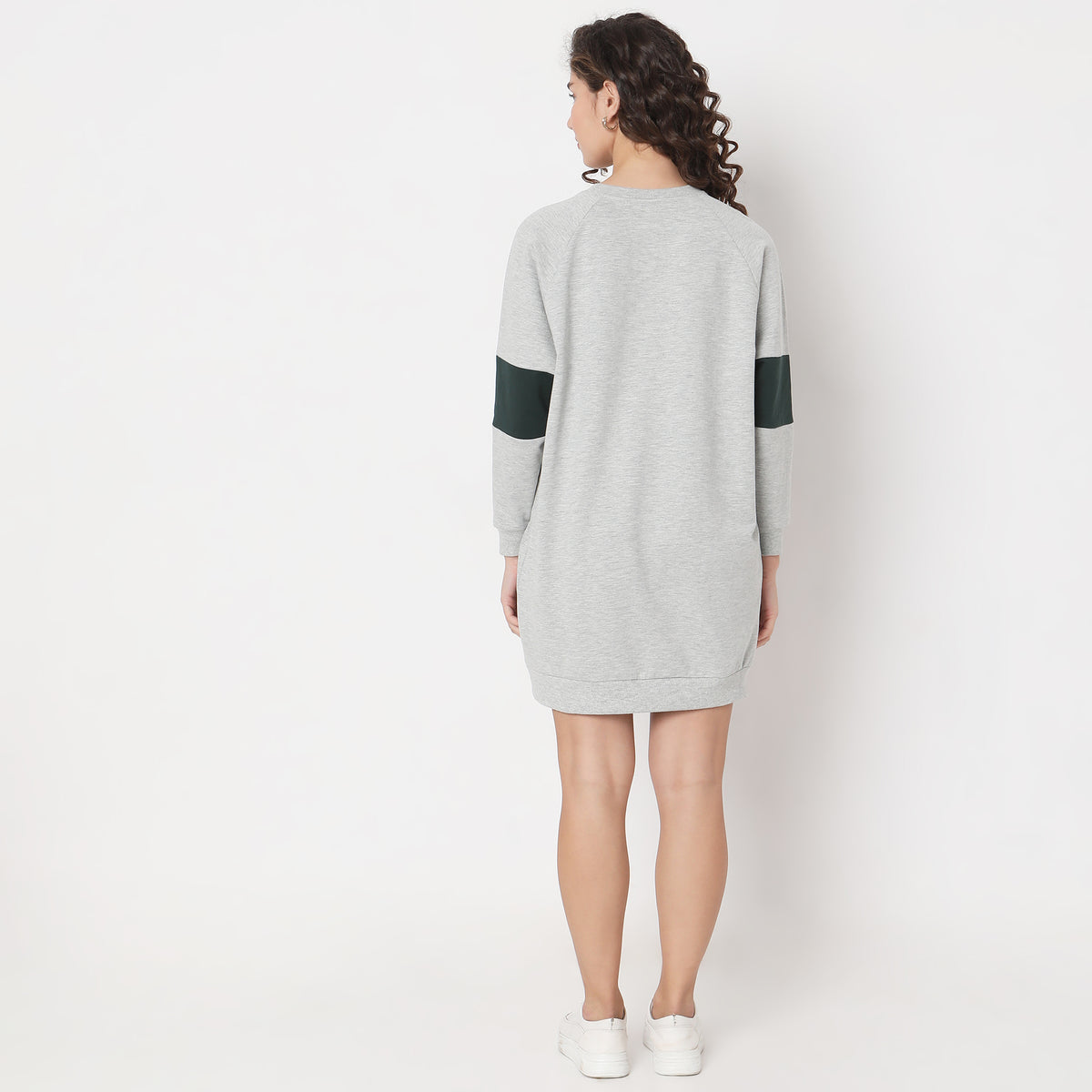 Oversize Graphic Sweatshirt