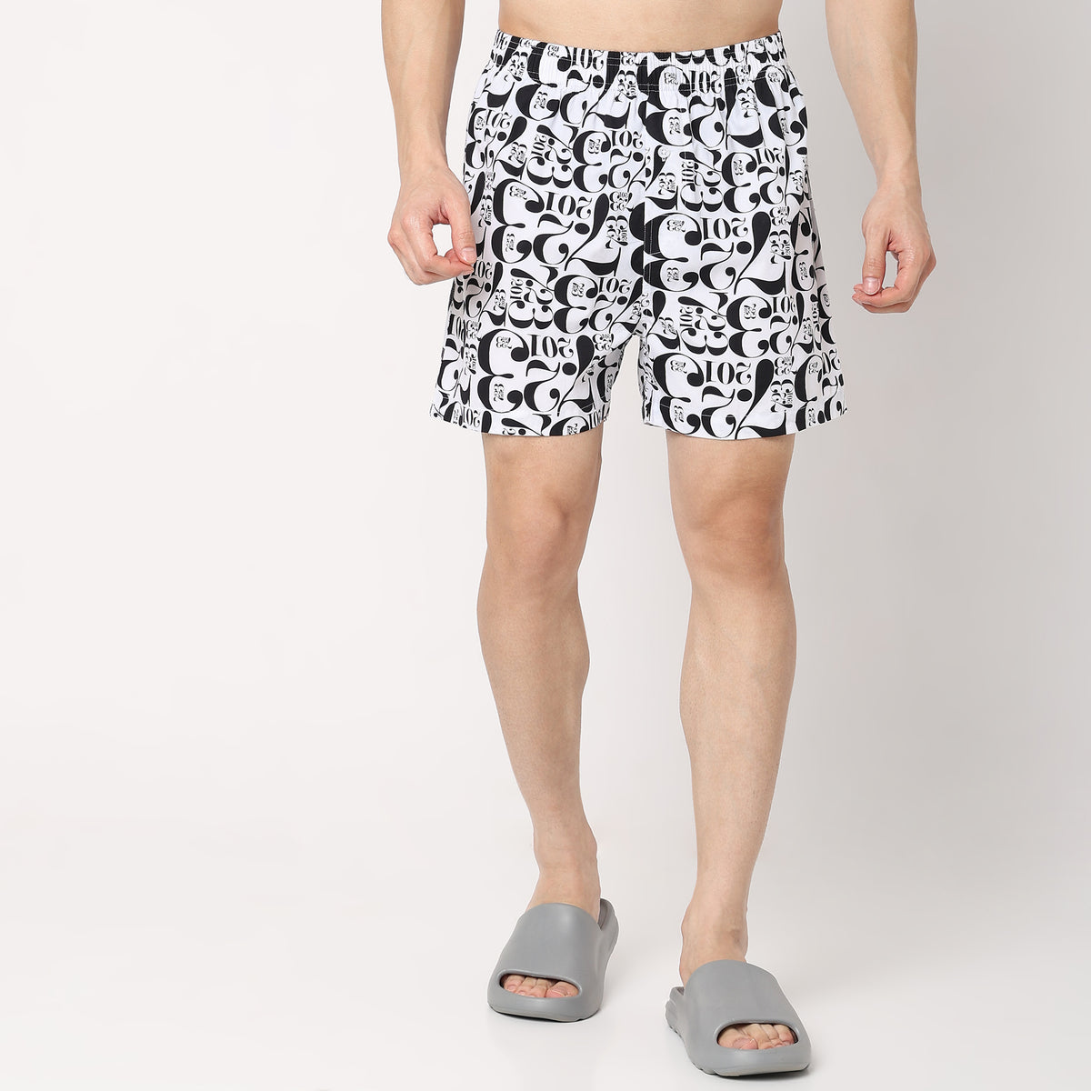 Regular Fit Printed Mid Rise Shorts