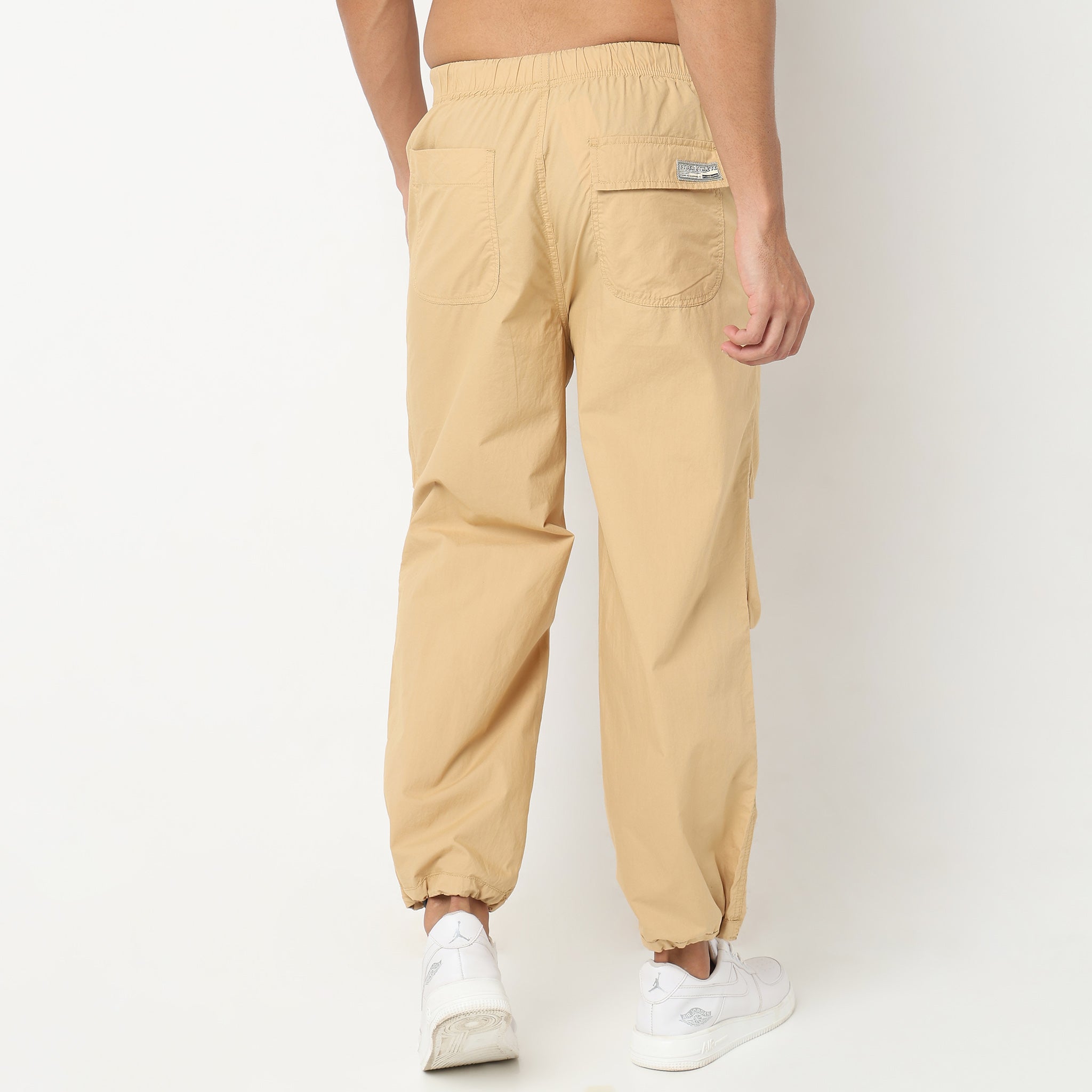 Women Solid Light Beige Mid Rise Casual Joggers