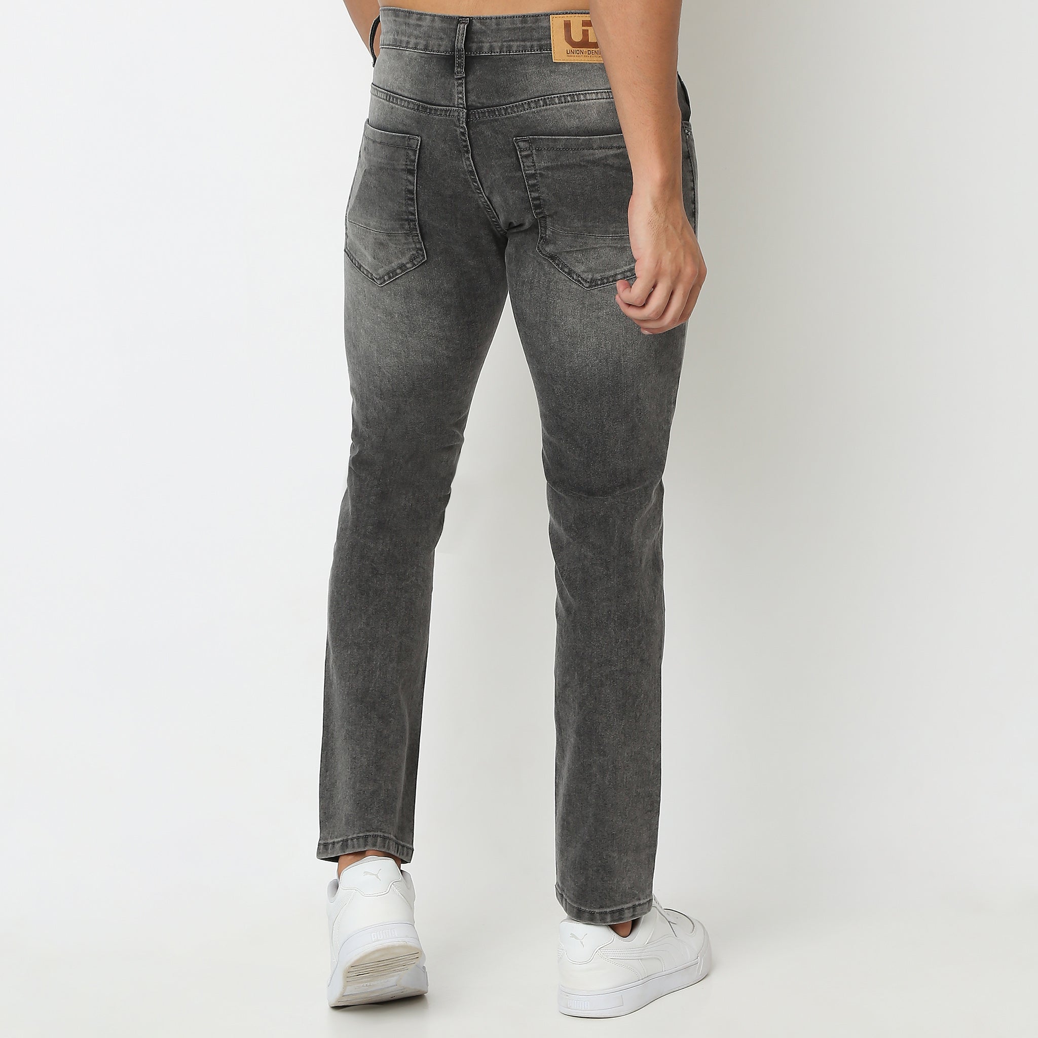 Regular Fit Solid Mid Rise Jeans