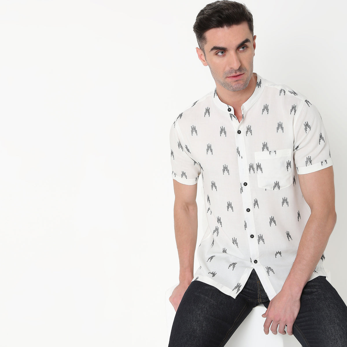 Regular Fit Jacquard Shirt