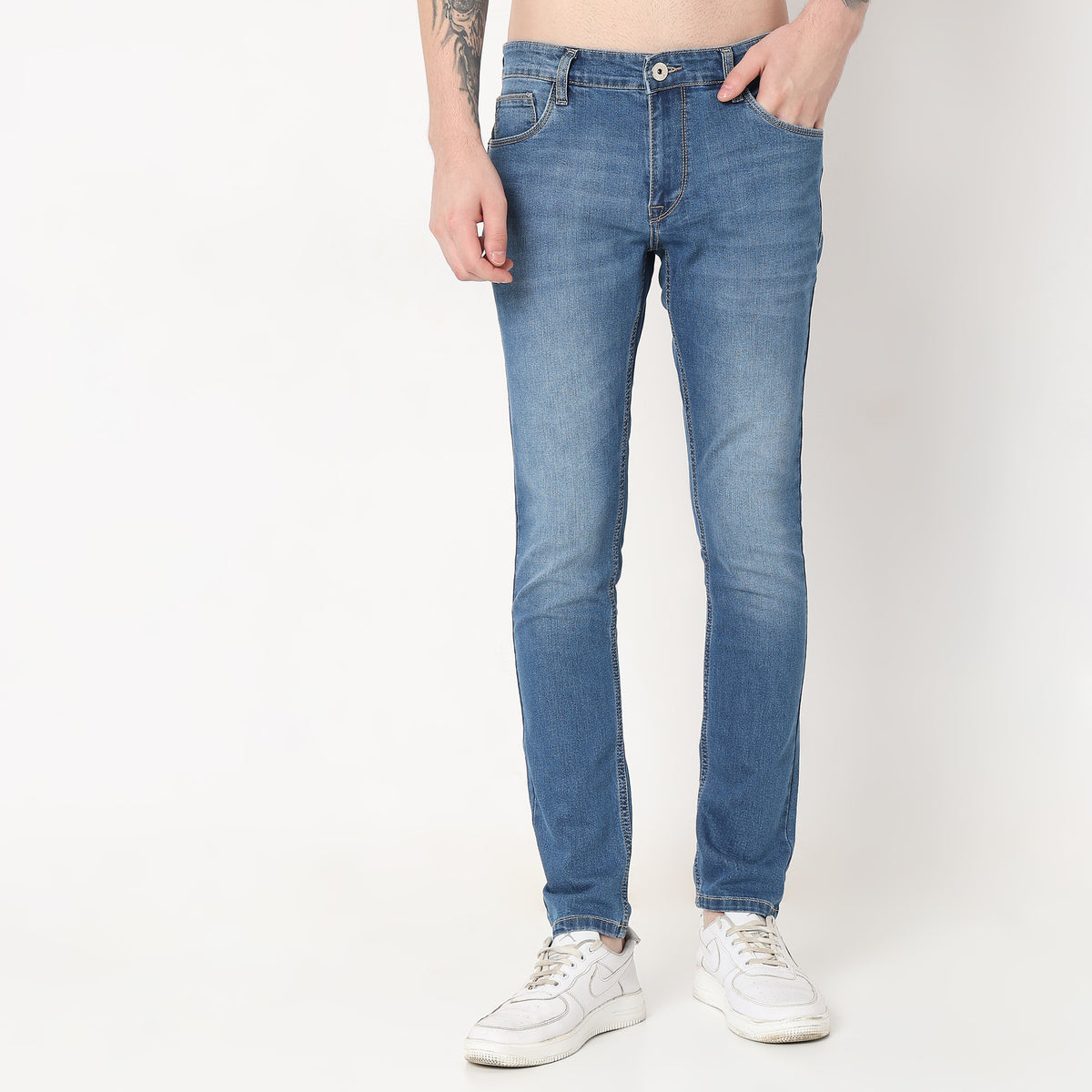 Skinny Fit Solid Mid Rise Jeans