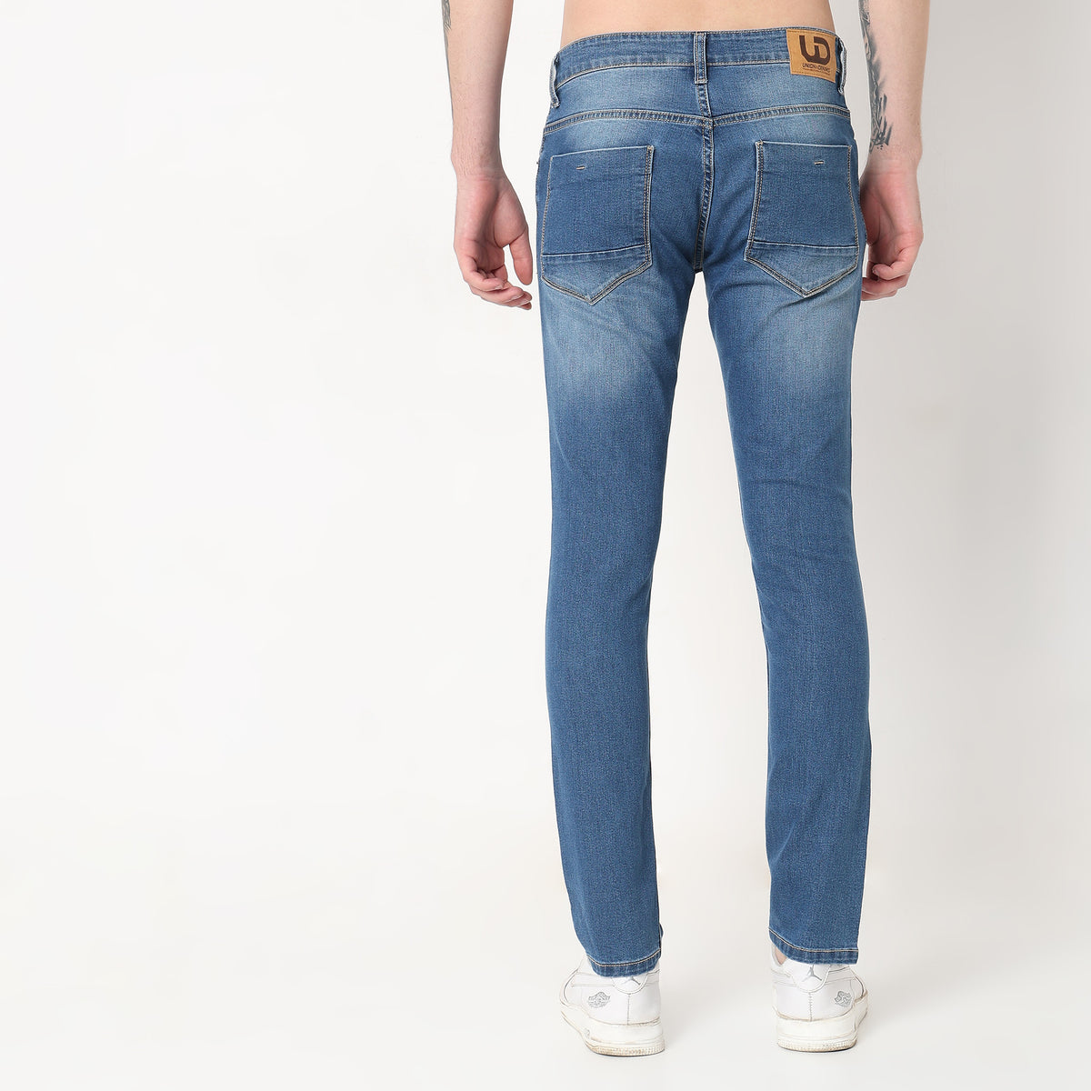 Skinny Fit Solid Mid Rise Jeans