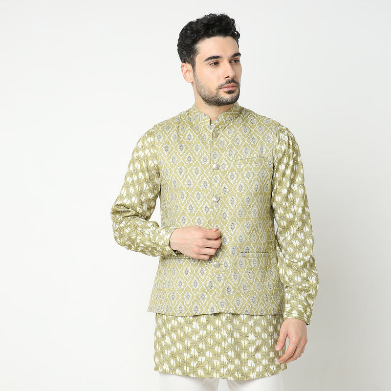 Regular Fit Printed Kurta Sets