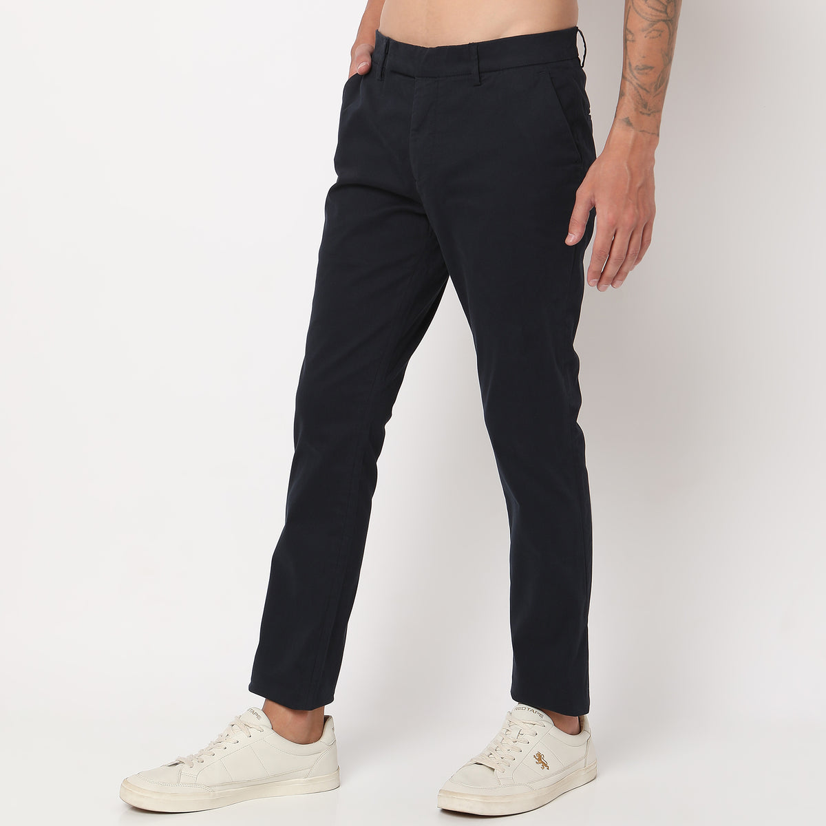 Regular Fit Solid Mid Rise Chinos