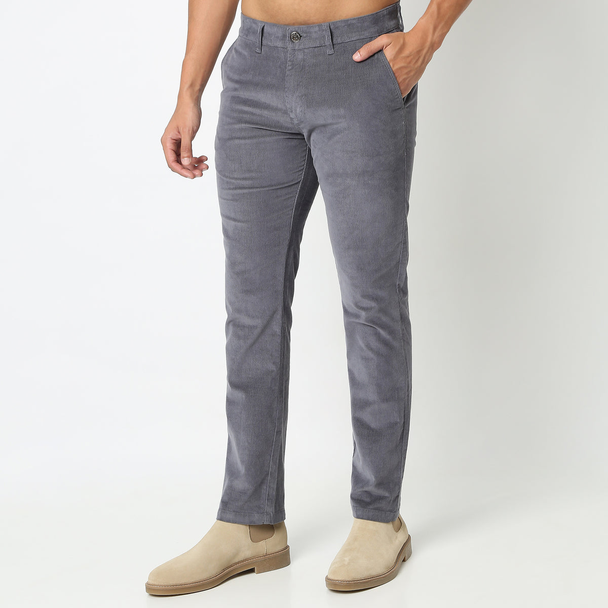 Regular Fit Solid Mid Rise Chinos