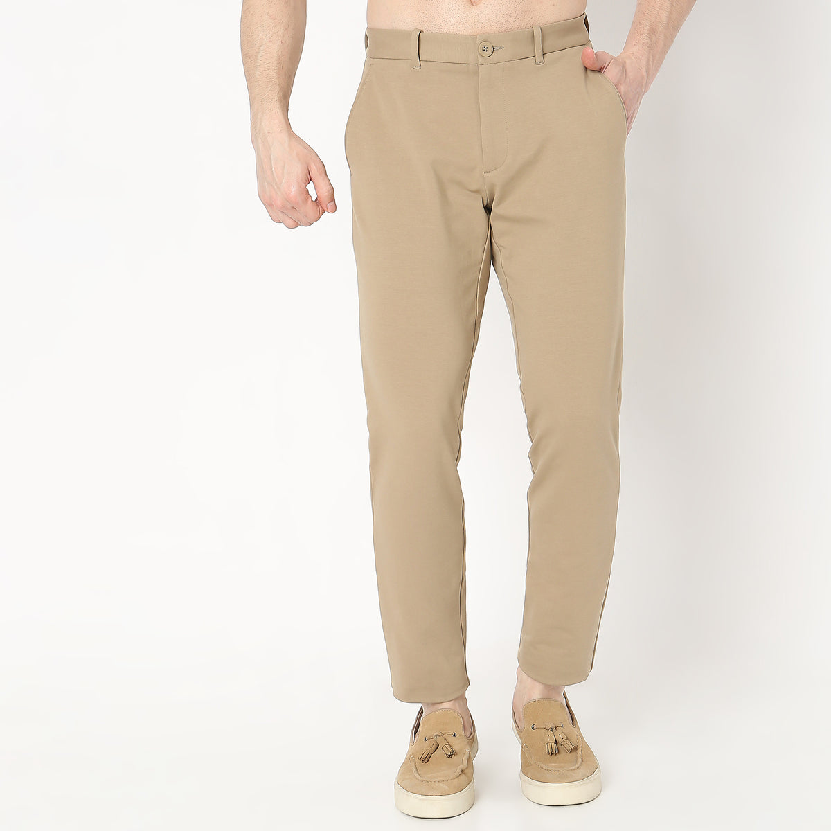 Regular Fit Solid Mid Rise Chinos