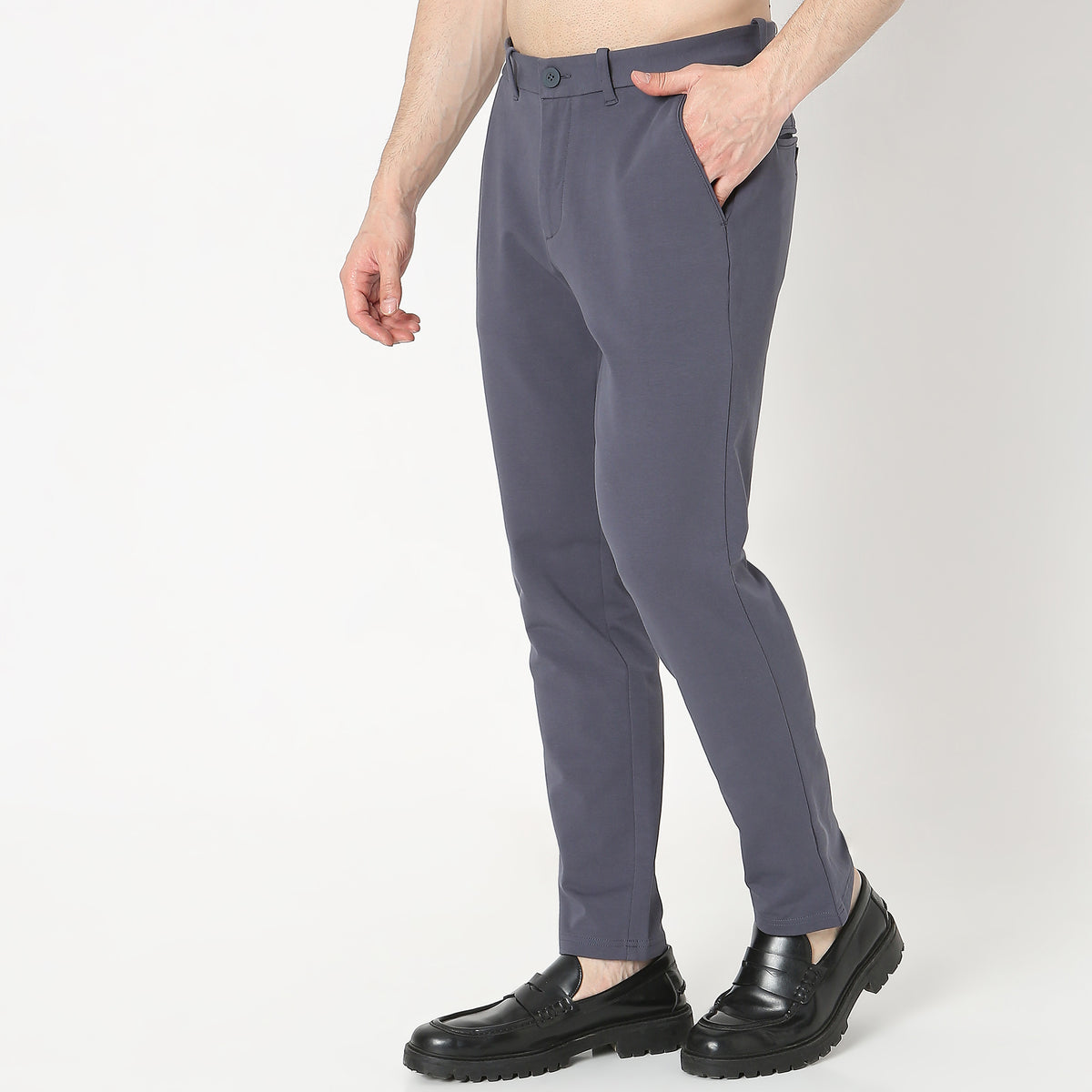 Skinny Fit Solid Mid Rise Chinos