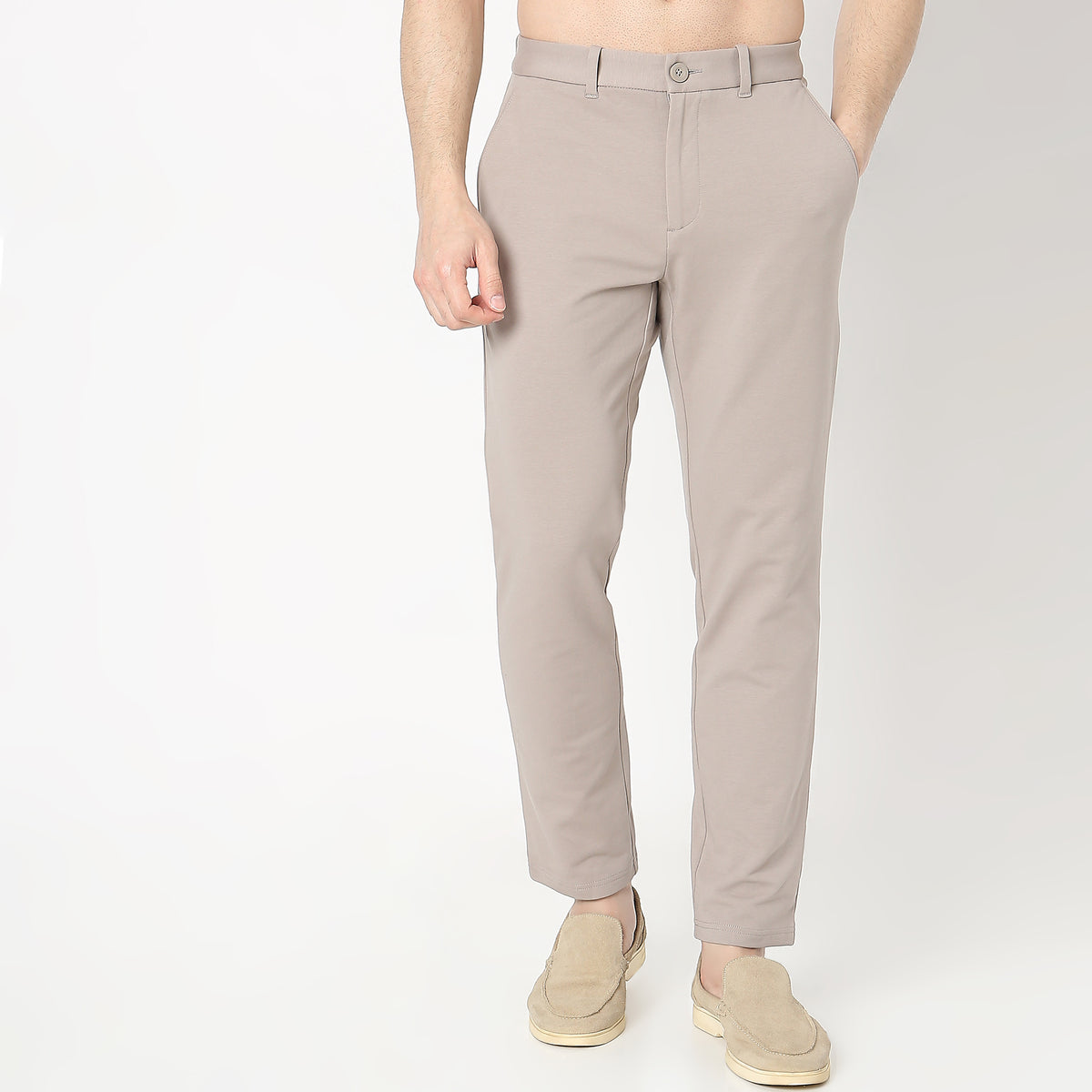 Skinny Fit Solid Mid Rise Chinos