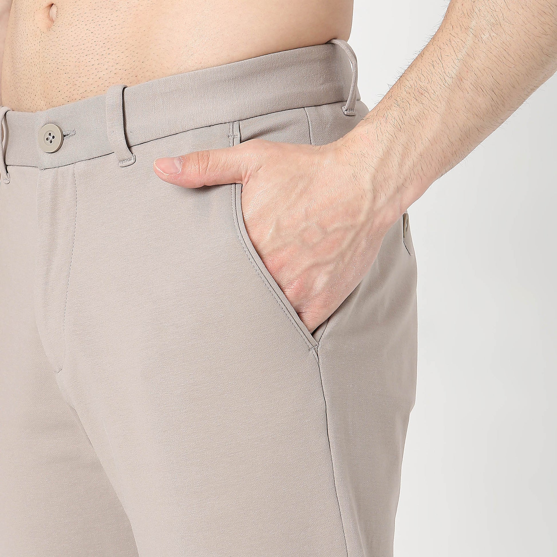 Skinny Fit Solid Mid Rise Chinos