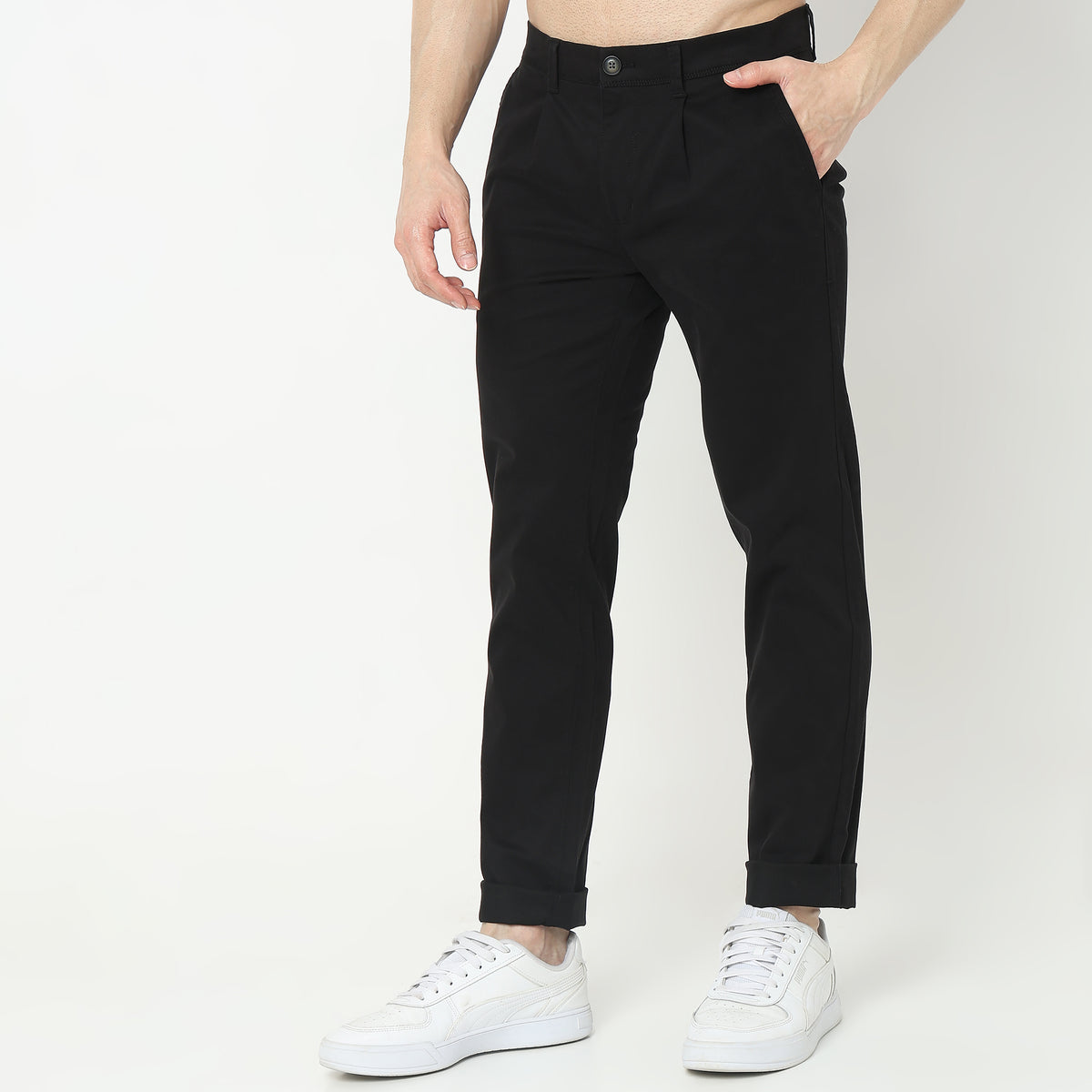 Regular Fit Solid Mid Rise Chinos