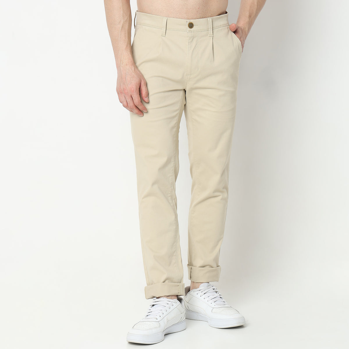 Regular Fit Solid Mid Rise Chinos