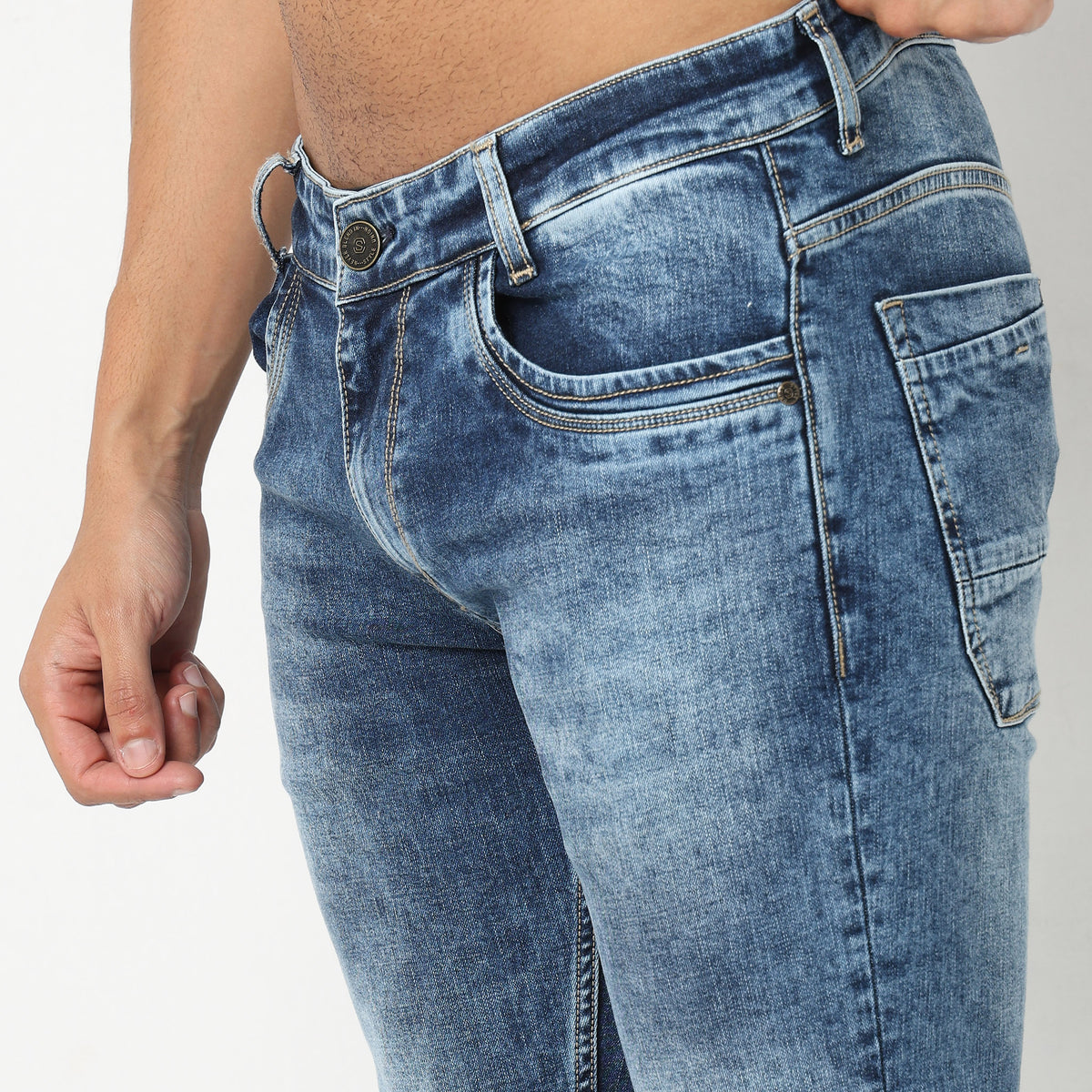 Slim Fit Solid Mid Rise Jeans