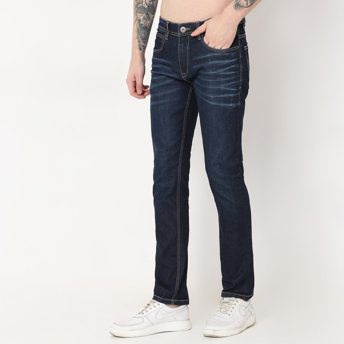 Straight Fit Solid Mid Rise Jeans