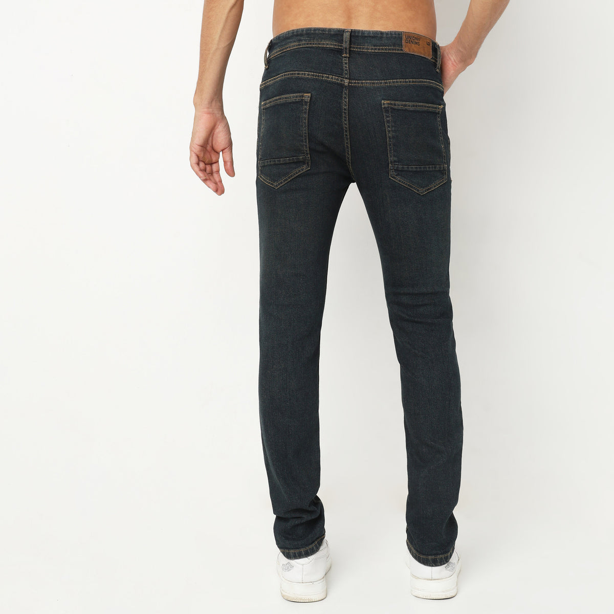 Slim Fit Solid Mid Rise Jeans