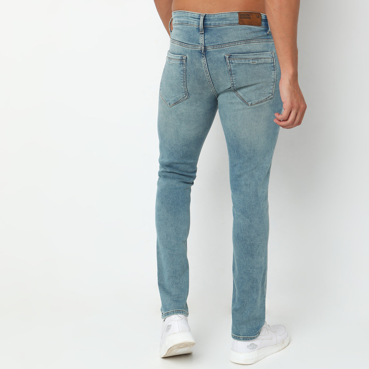 Slim Fit Solid Mid Rise Jeans