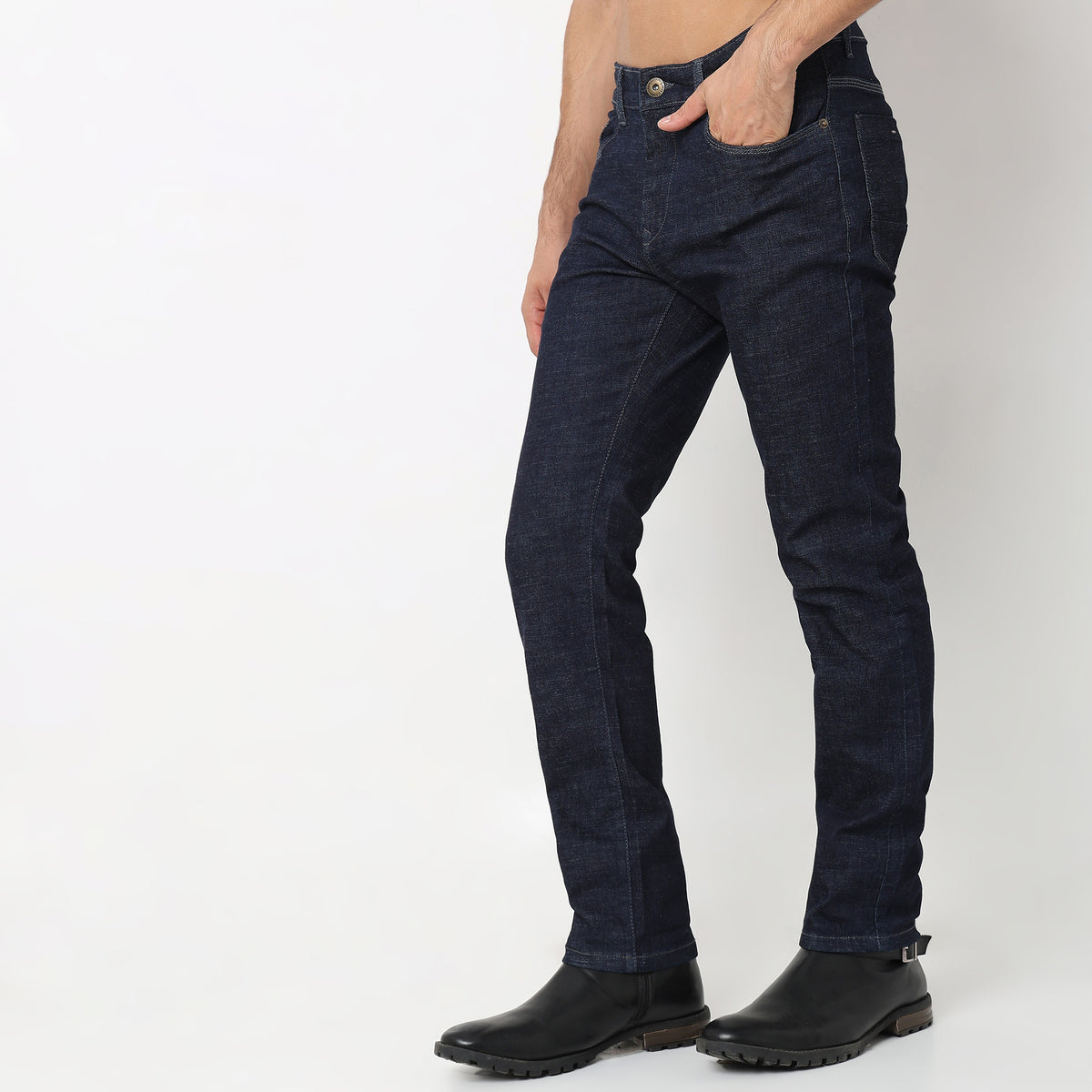 Straight Fit Solid Mid Rise Jeans