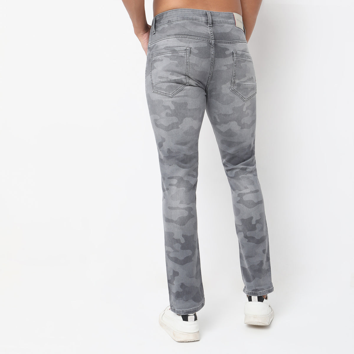 Slim Fit Solid Mid Rise Jeans