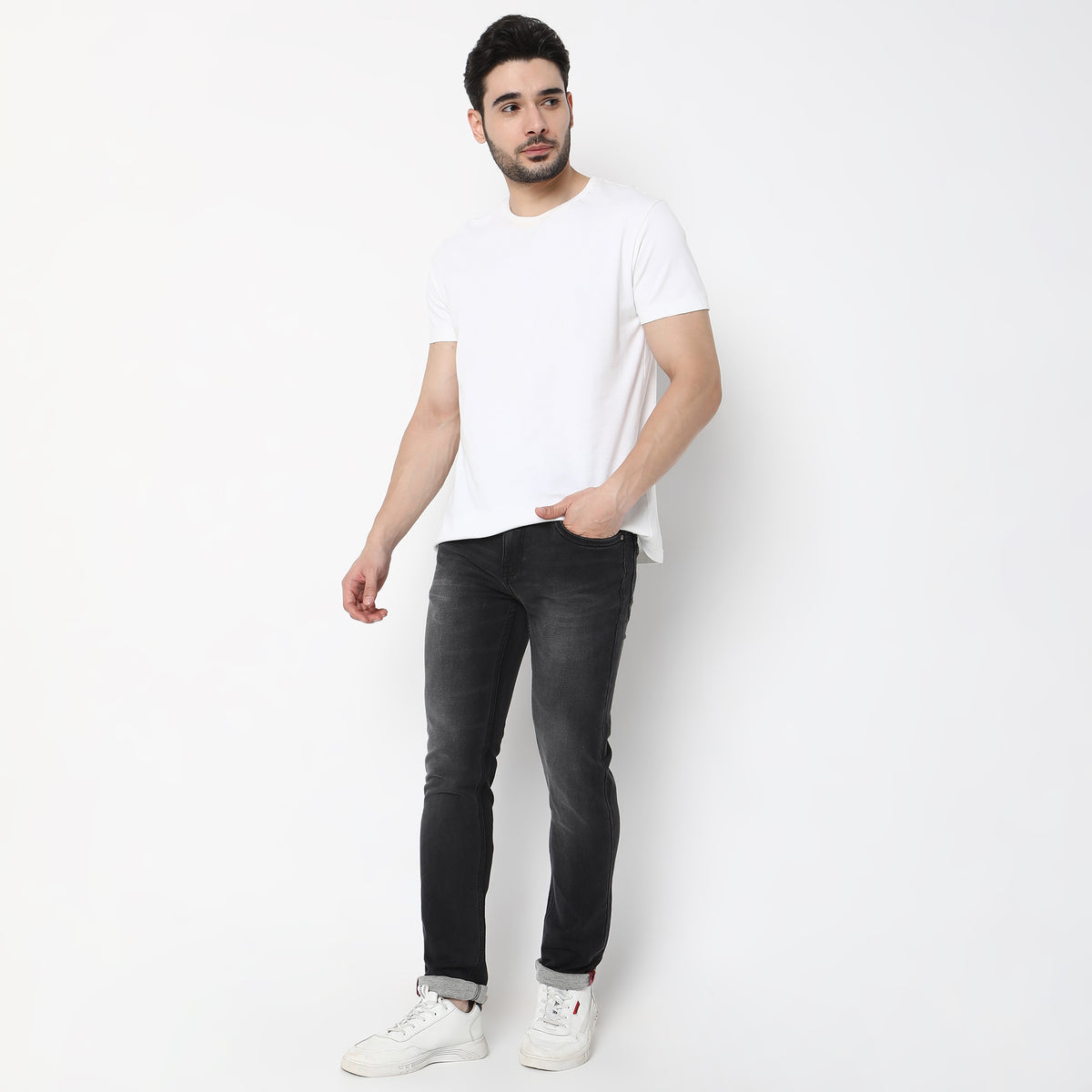 Slim Fit Solid Mid Rise Jeans